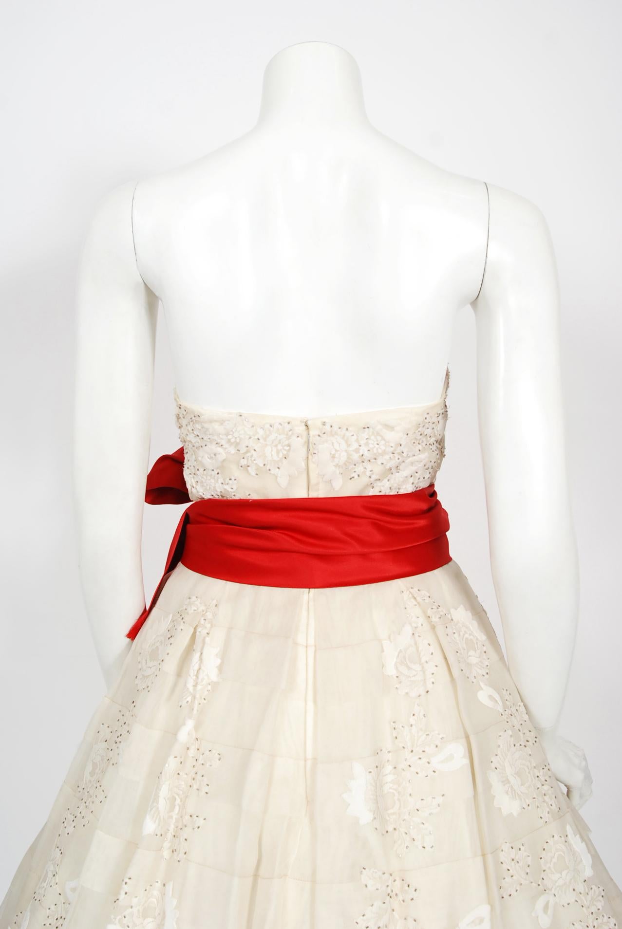 Vintage 1950's Harvey Berin Ivory Beaded Lace Appliqué Silk Strapless Full Dress 7