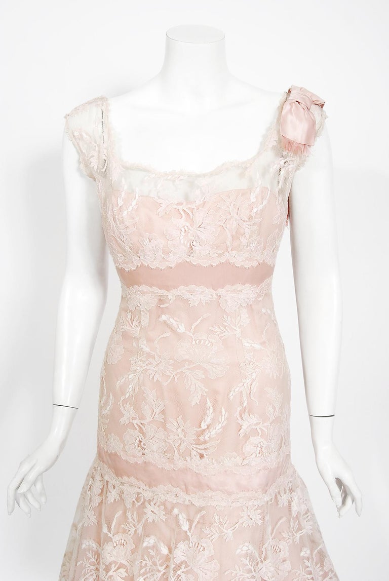 Absolutely gorgeous Harvey Berin designer cocktail dress dating back to the late 1950's. I'm so in love with that pale blush-pink color! Harvey Berin opened his business in 1921, and by the 1940's he was an important name in women’s high fashion.