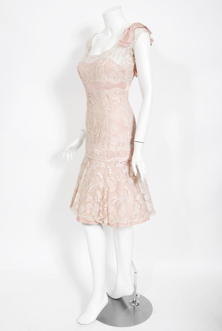 Vintage 1950s Harvey Berin Pale-Pink Lace Illusion & Silk Flounce Cocktail Dress In Good Condition For Sale In Beverly Hills, CA
