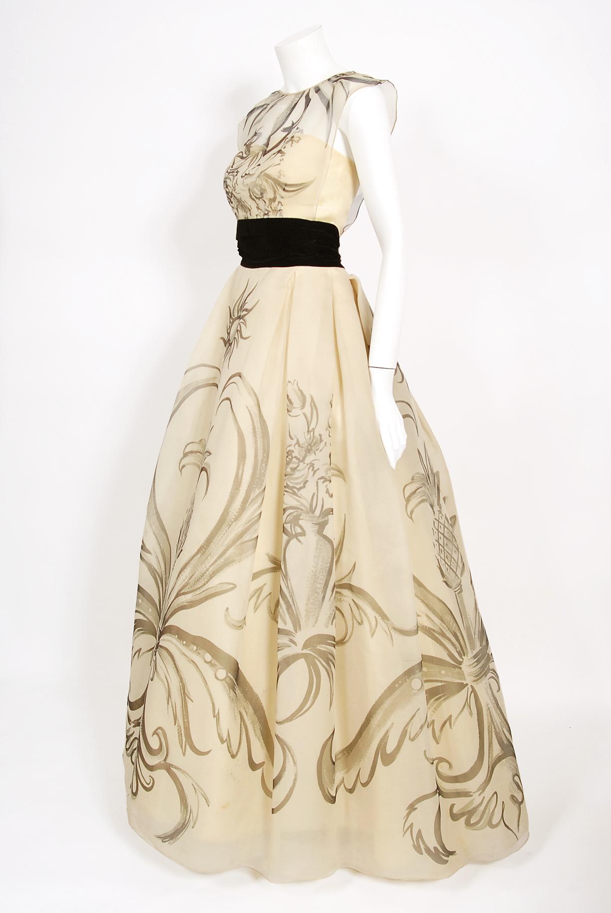 Vintage 1950's Hattie Carnegie Couture Whimsical Hand-Painted Cream Silk Gown  In Fair Condition In Beverly Hills, CA