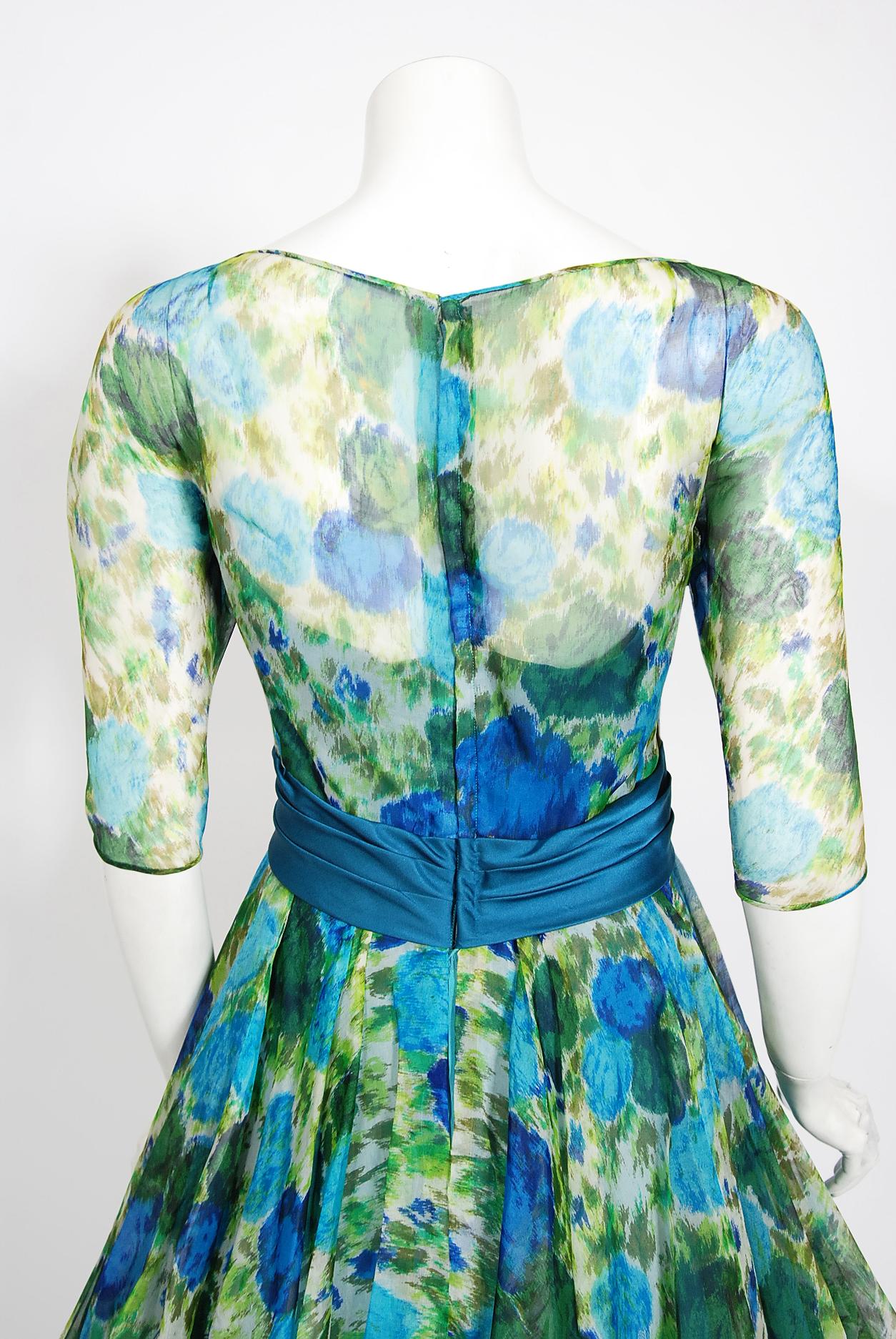 Vintage 1950s Helga Couture Blue Roses Watercolor Silk Appliqué Full-Skirt Dress 5