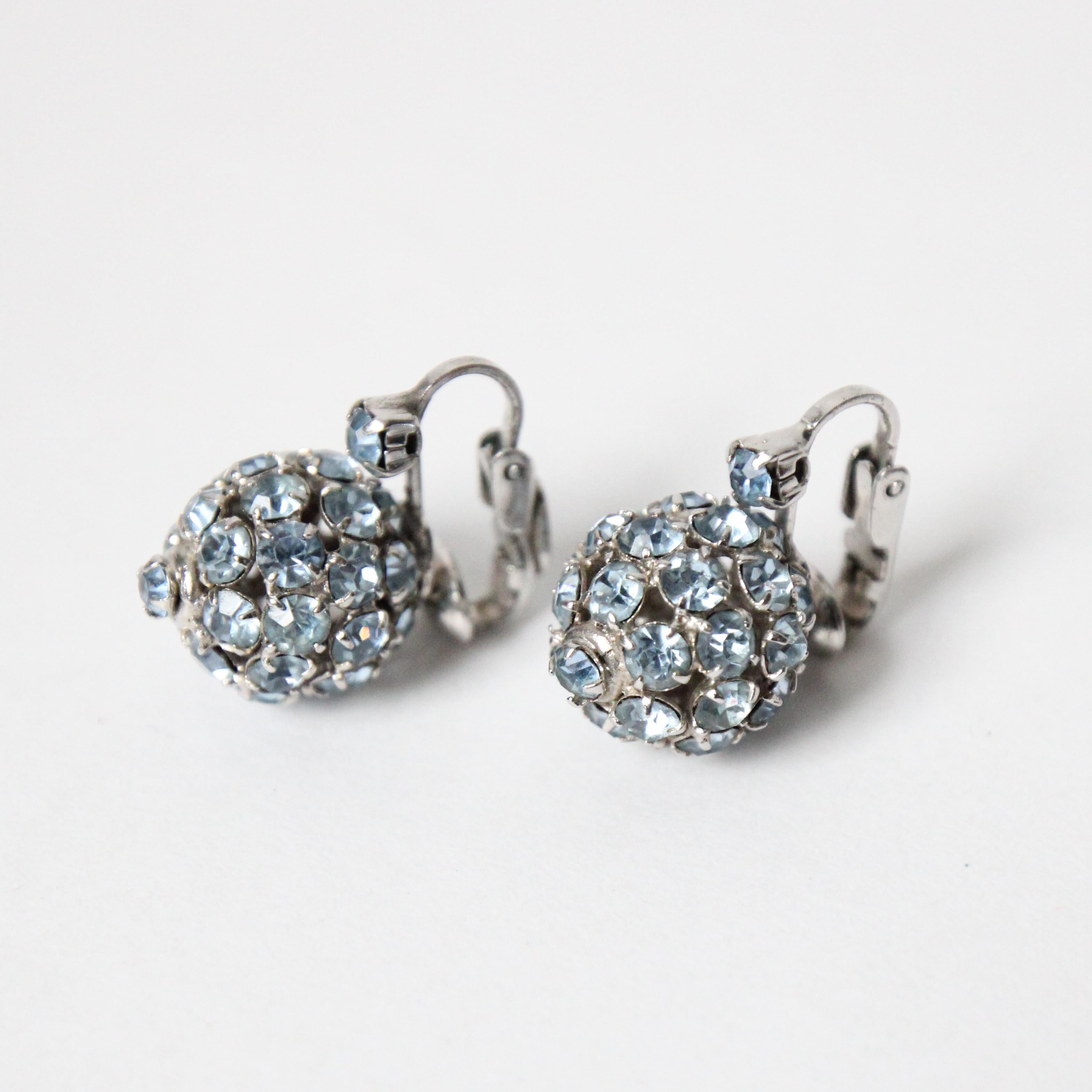 Vintage 1950's Ice Blue Rhinestone Kramer of New York Clip on Earrings For Sale 1