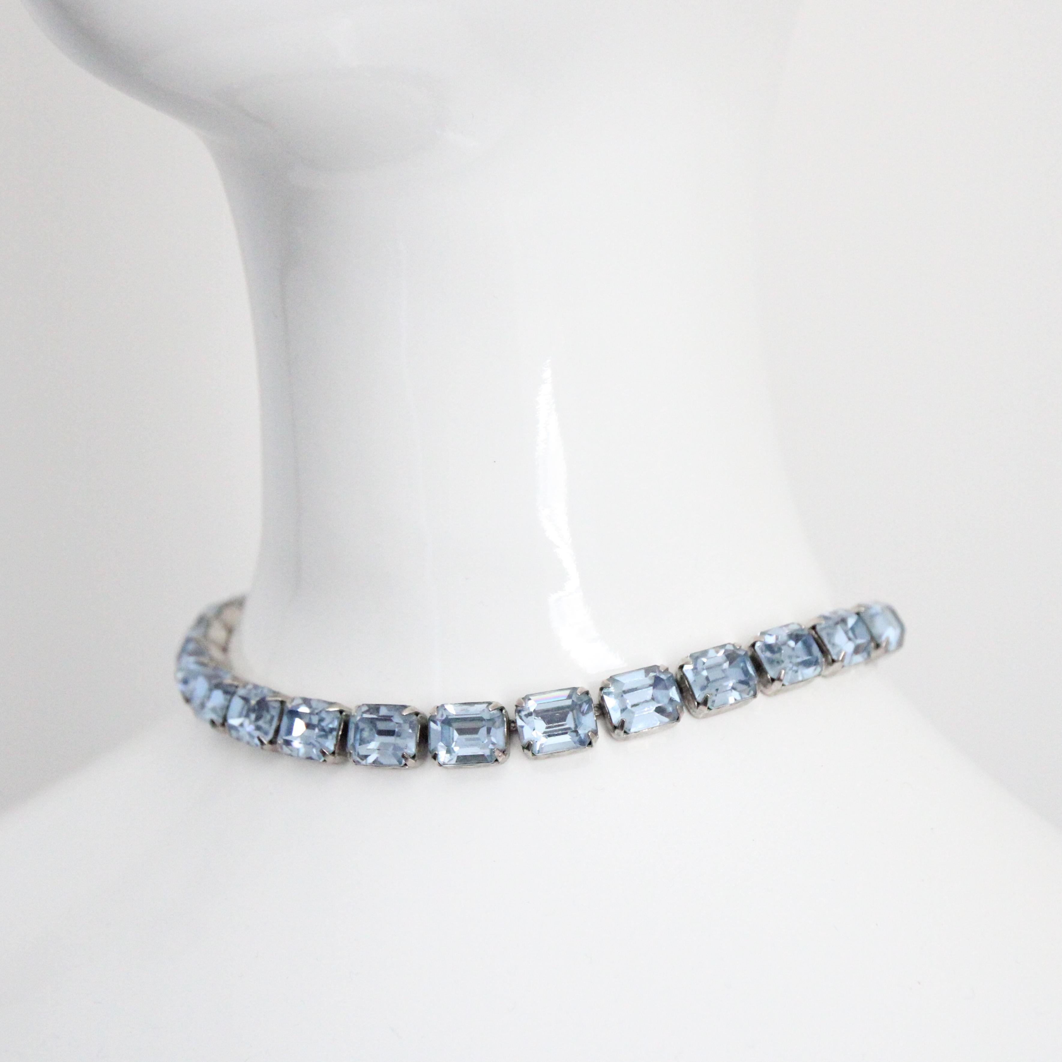 Vintage 1950's Ice Blue Weiss Rhinestone Choker Necklace 1950's Weiss Choker Bon état - En vente à Cheltenham, GB