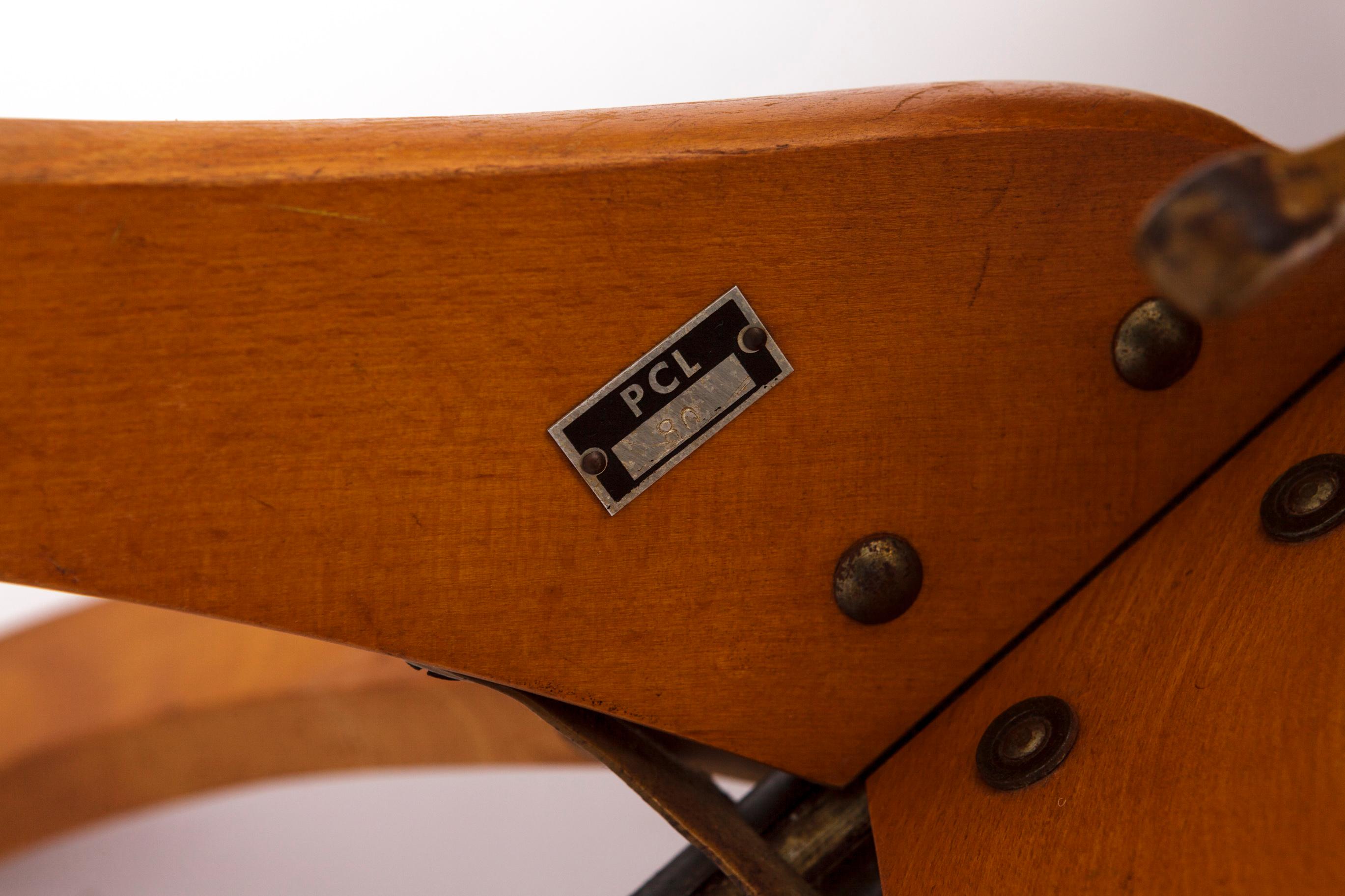 Silla industrial vintage años 50 - Taburete ajustable de fábrica alemana, madera de haya en venta 2