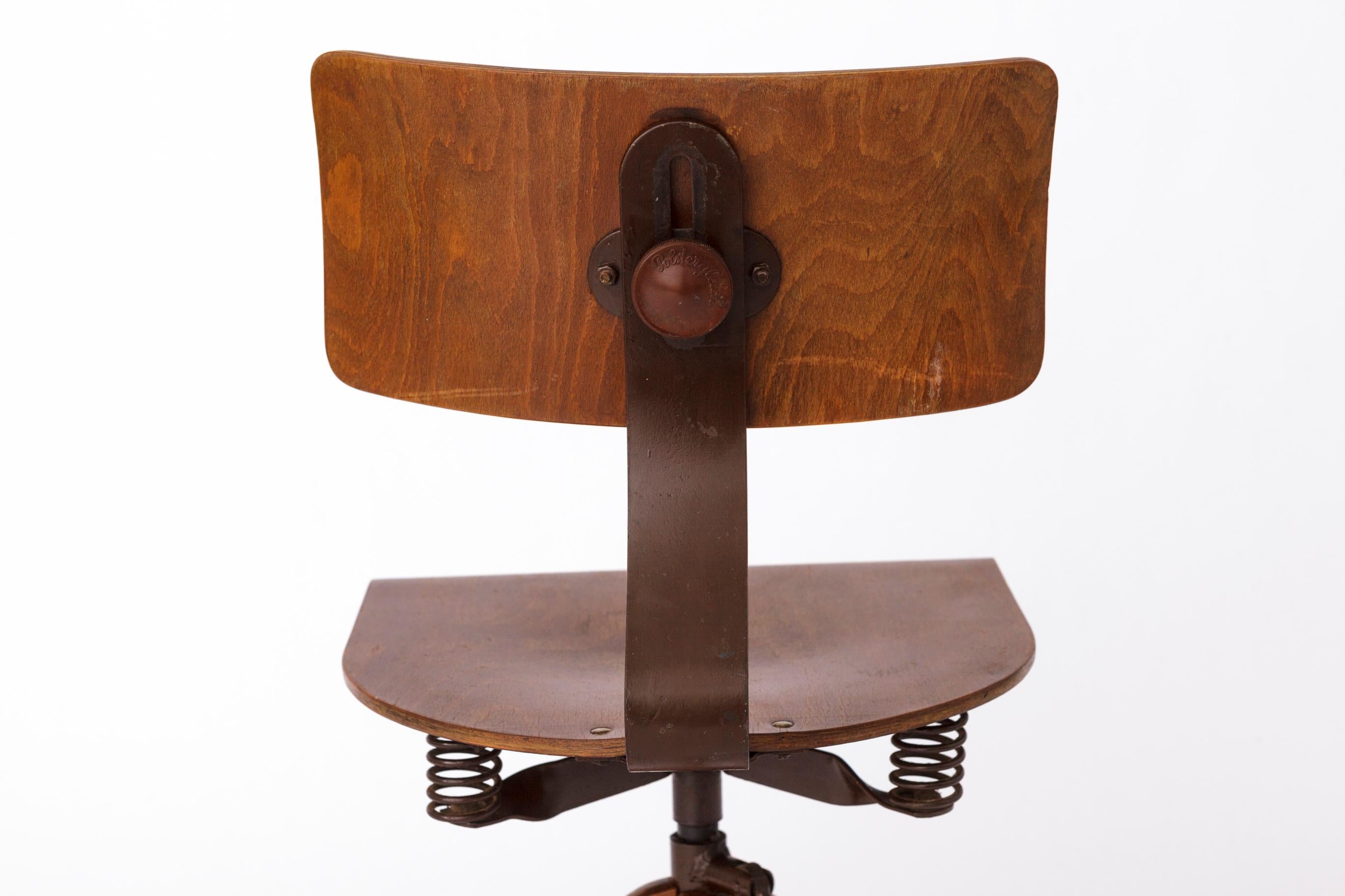 Vintage 1950s Industrial Chair – Adjustable German Factory Stool For Sale 1