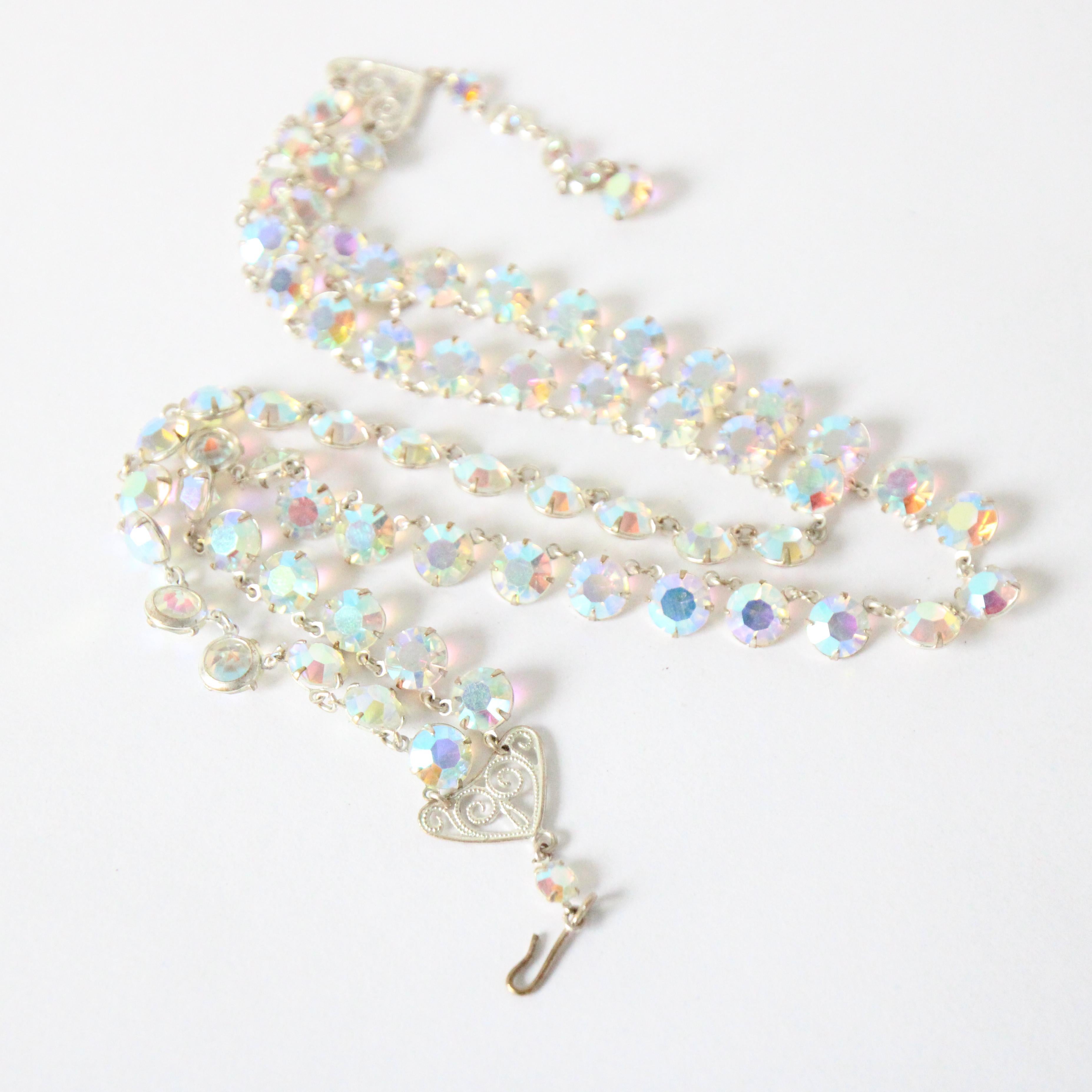 Vintage By 1950 Collana di strass iridescenti 1950 Collana a più fili in vendita 1