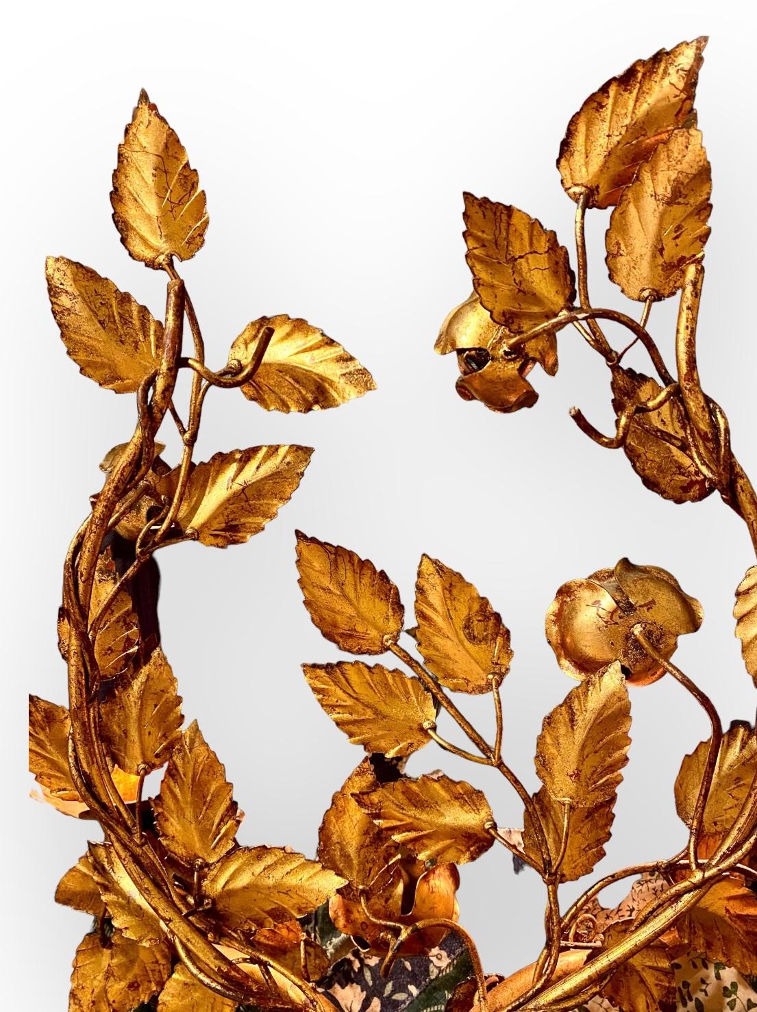 Vintage 1950s Italian Florentine Gilt Tole Floral Bouquet Lighted Wall S For Sale 4