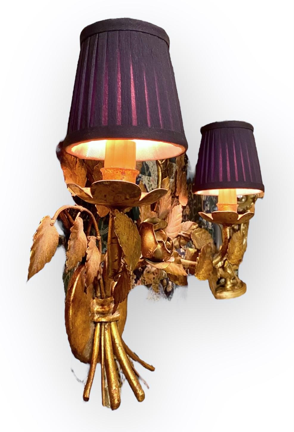 Vintage 1950s Italian Florentine Gilt Tole Floral Bouquet Lighted Wall S For Sale 8
