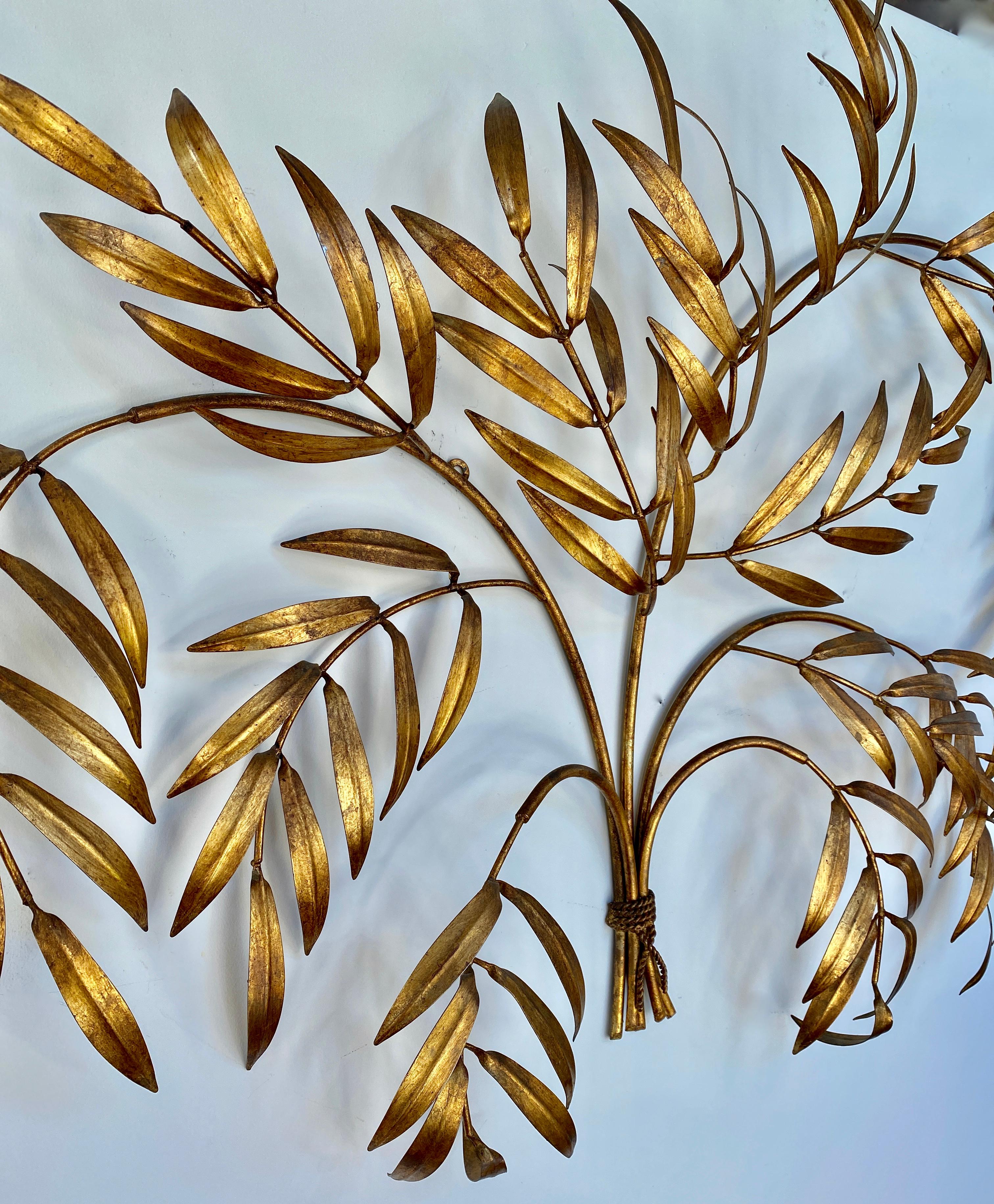 Vintage 1950s Italian Gilded Branches & Leaves Wall Sculpture In Good Condition For Sale In San Francisco, CA
