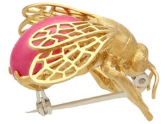 Vintage 1950s Italian Cabochon Cut Rose Quartz and Gold 'Bumblebee' Brooch