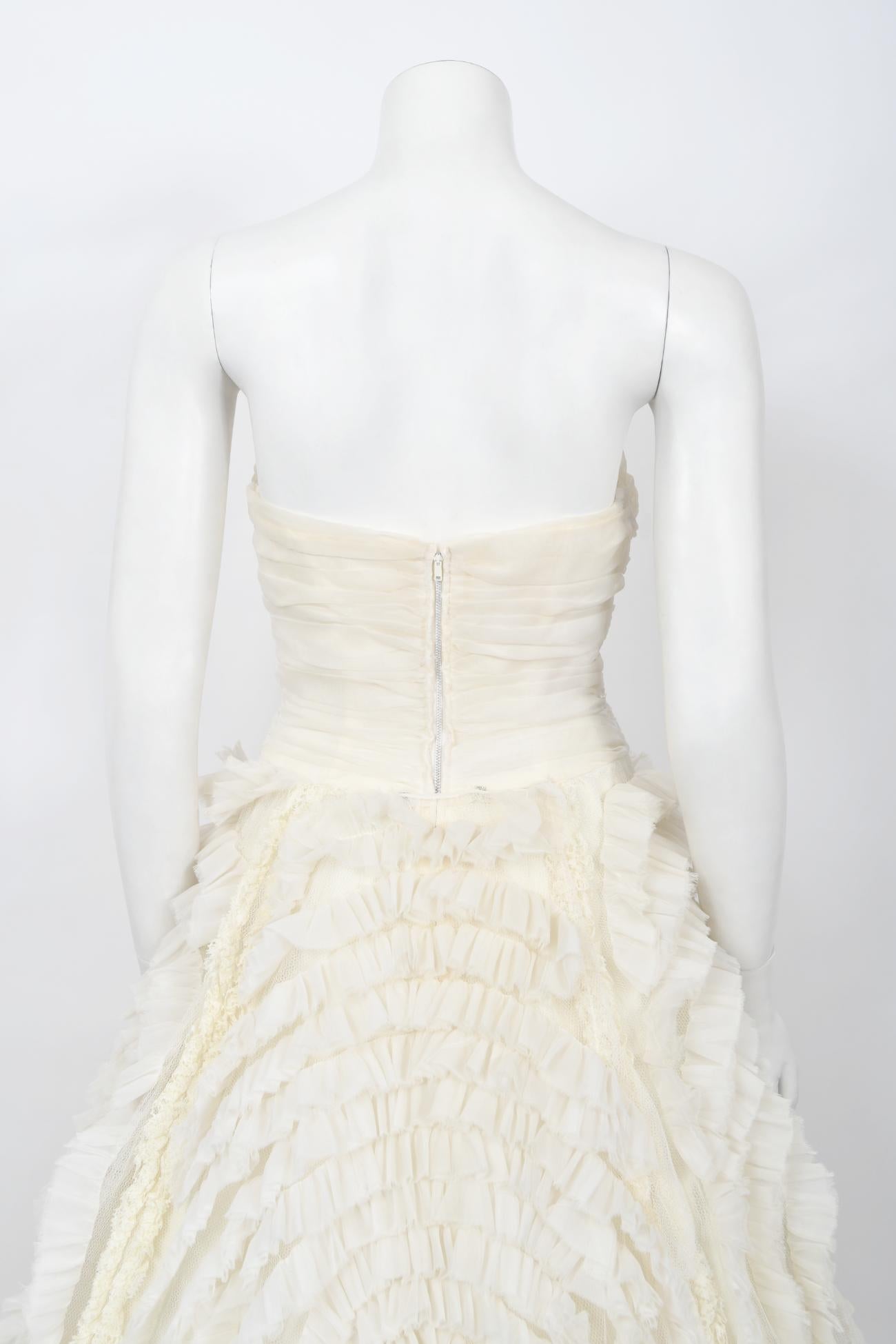 Vintage 1950's Elfenbein Chiffon trägerlos Tiered Ruffle voller Länge Hochzeitskleid  10