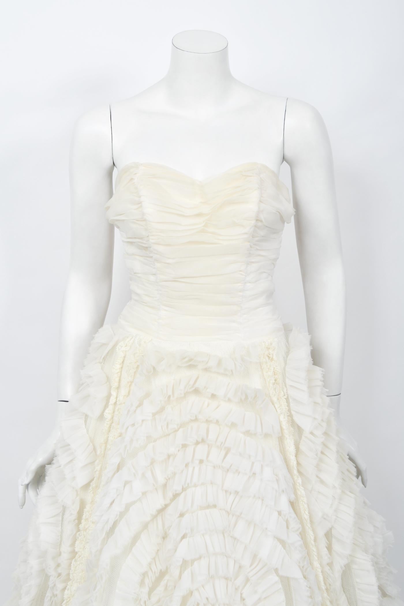 Women's Vintage 1950's Ivory Chiffon Strapless Tiered Ruffle Full-Length Bridal Gown 