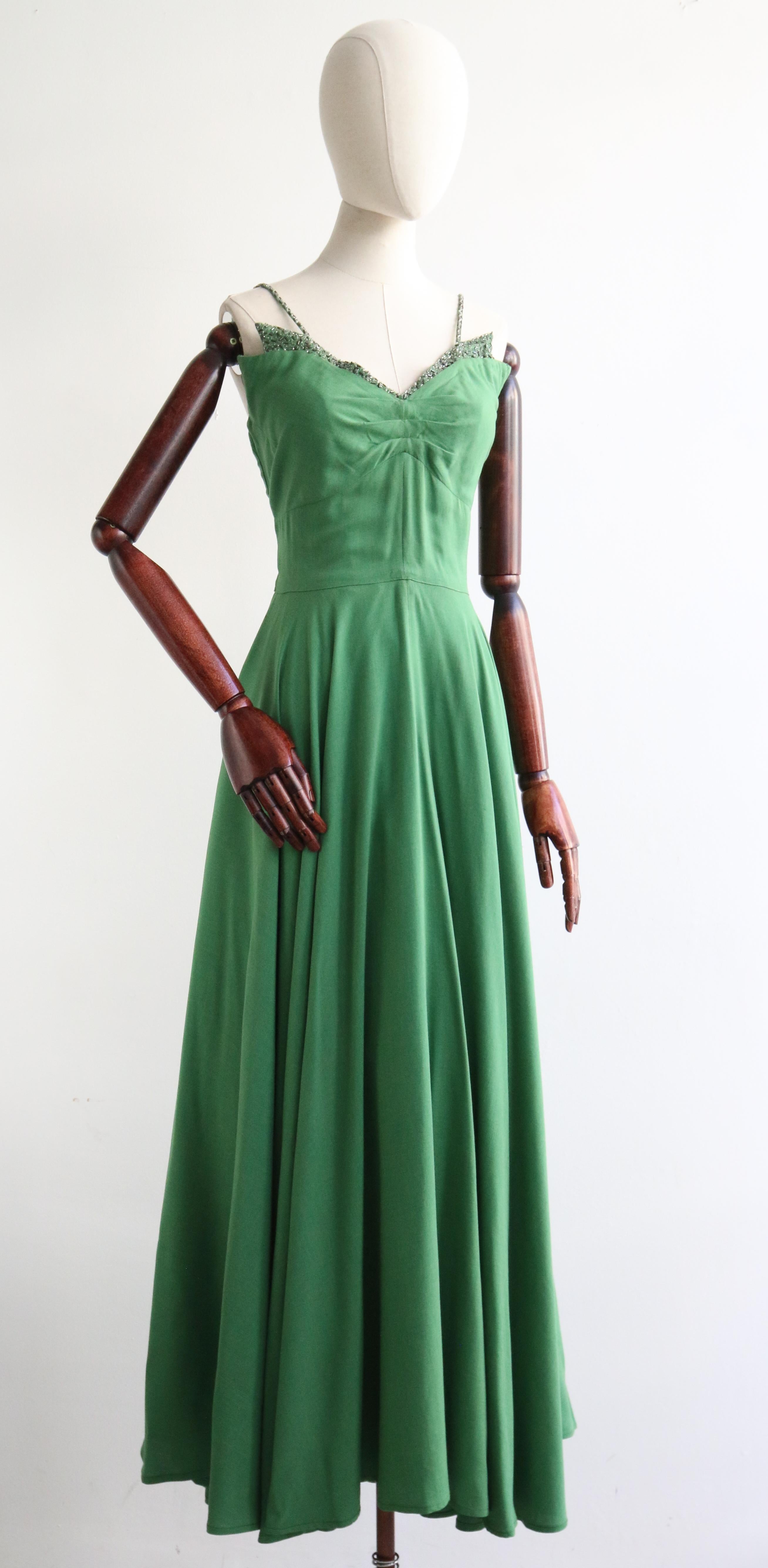 Vintage 1950's Jade Green Bead Embellished Evening Dress & Bolero UK 12 US 8 For Sale 3