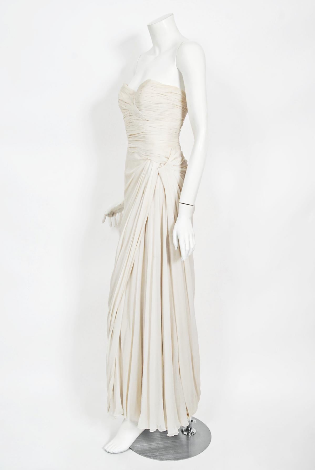 Vintage 1950s Jean Dessès Haute Couture Ivory Silk Chiffon Strapless Draped Gown 2