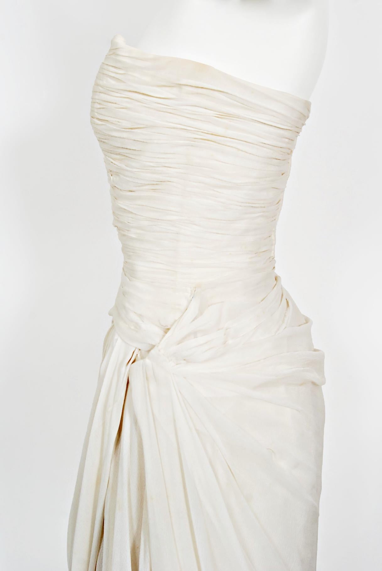 Vintage 1950s Jean Dessès Haute Couture Ivory Silk Chiffon Strapless Draped Gown 3