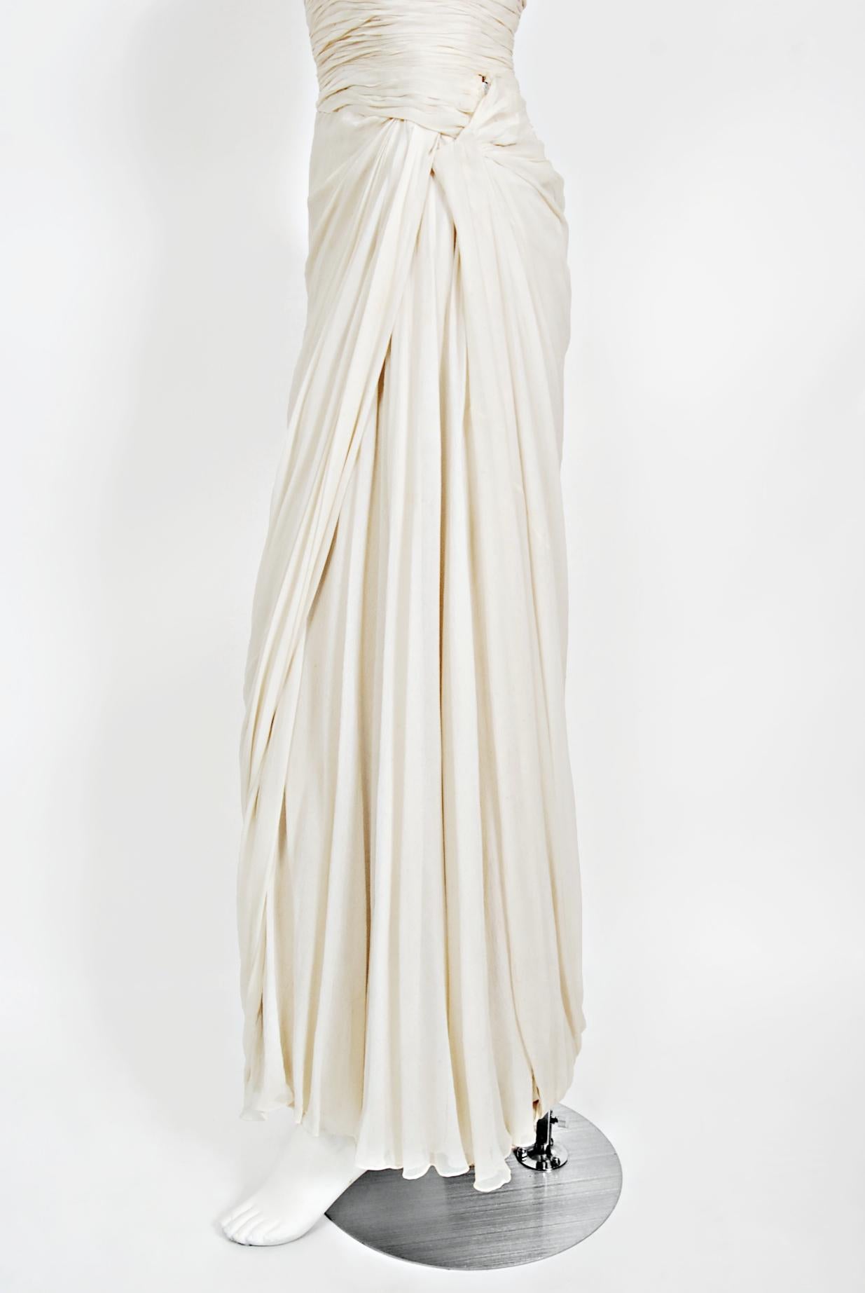 Vintage 1950s Jean Dessès Haute Couture Ivory Silk Chiffon Strapless Draped Gown 4