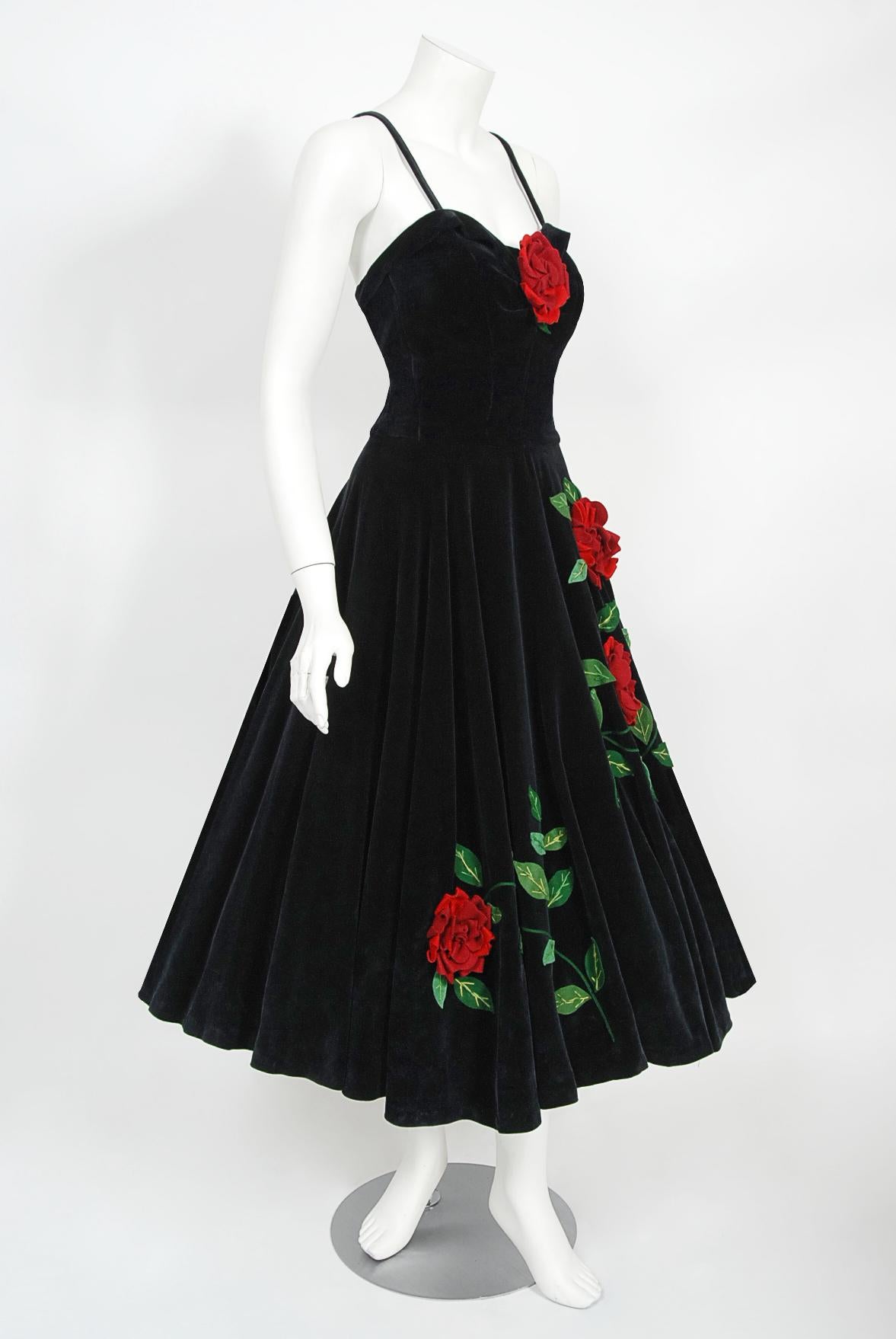 Vintage 1950's Juli Lynne Charlot Red Roses Appliqué Black Velvet Full Dress 2