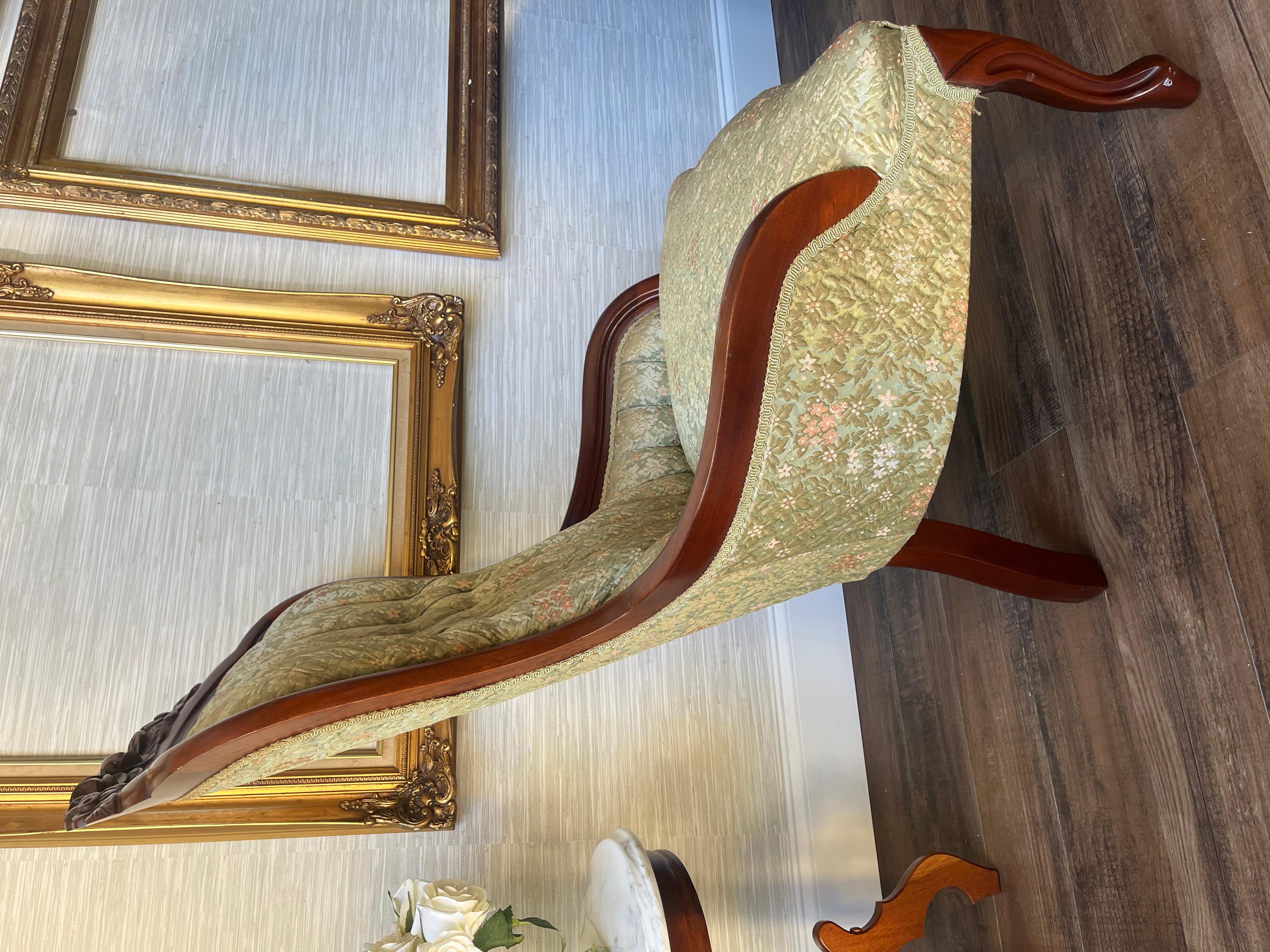 Vintage 1950s Kimball Tufted Victorian Ladies' Parlor Chair 6
