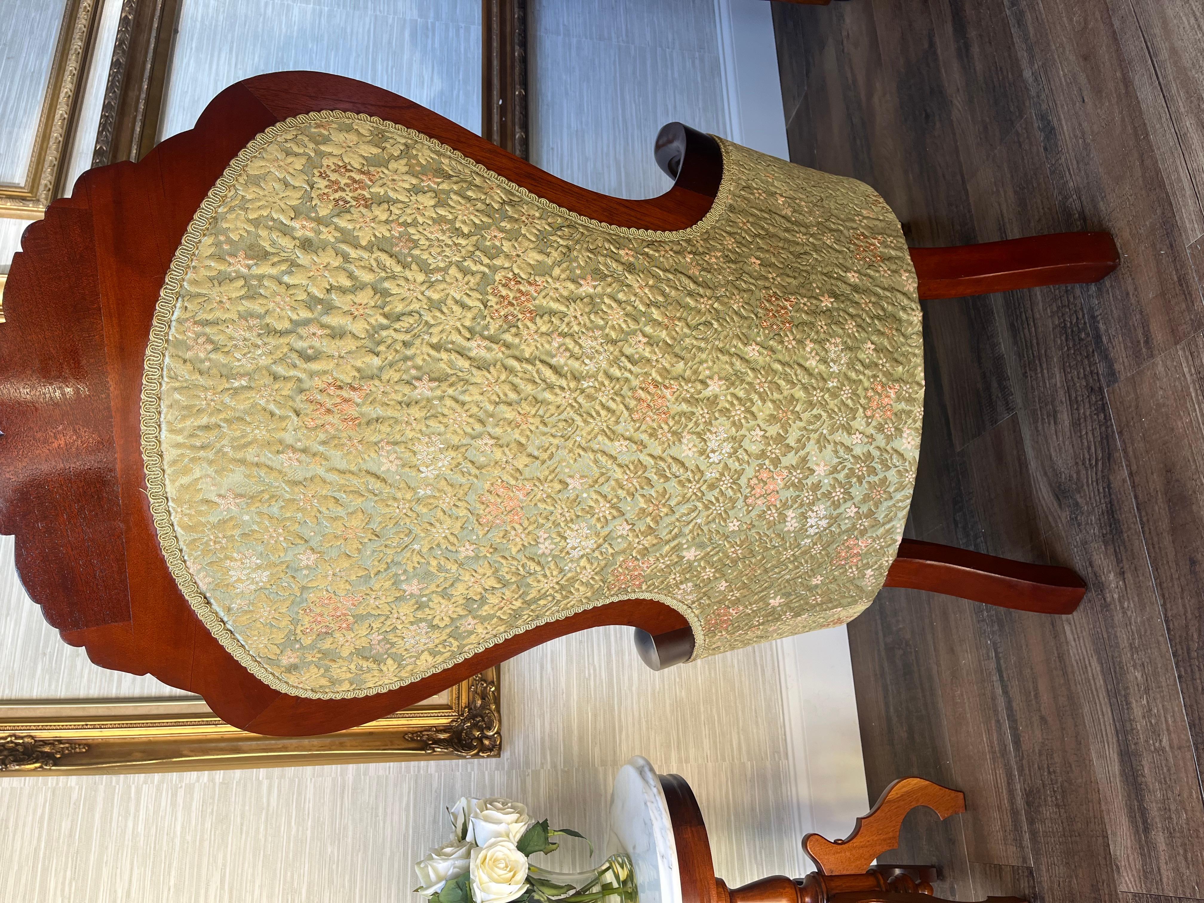 Vintage 1950s Kimball Tufted Victorian Ladies' Parlor Chair 7