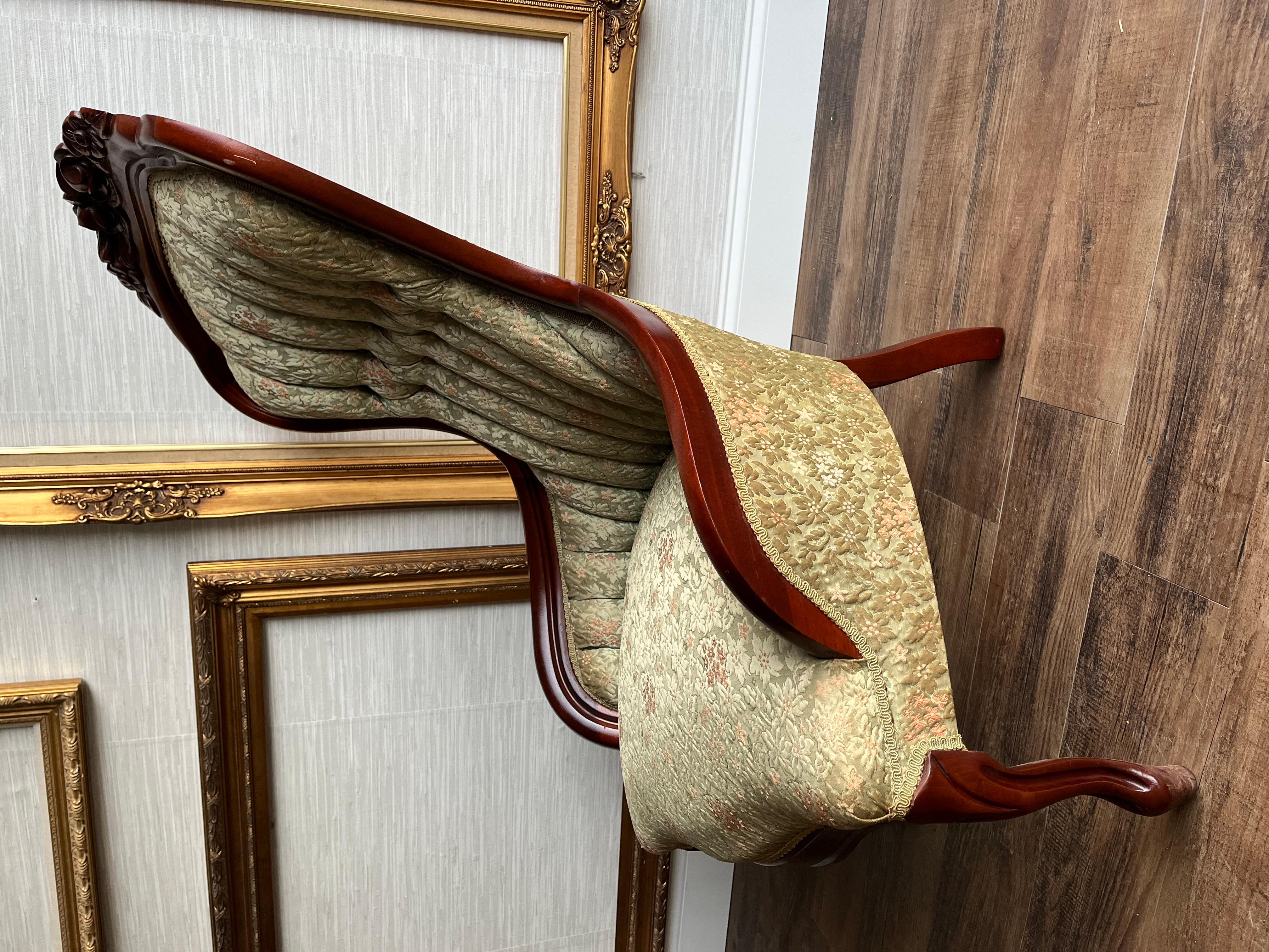 Mid-20th Century Vintage 1950s Kimball Tufted Victorian Ladies' Parlor Chair