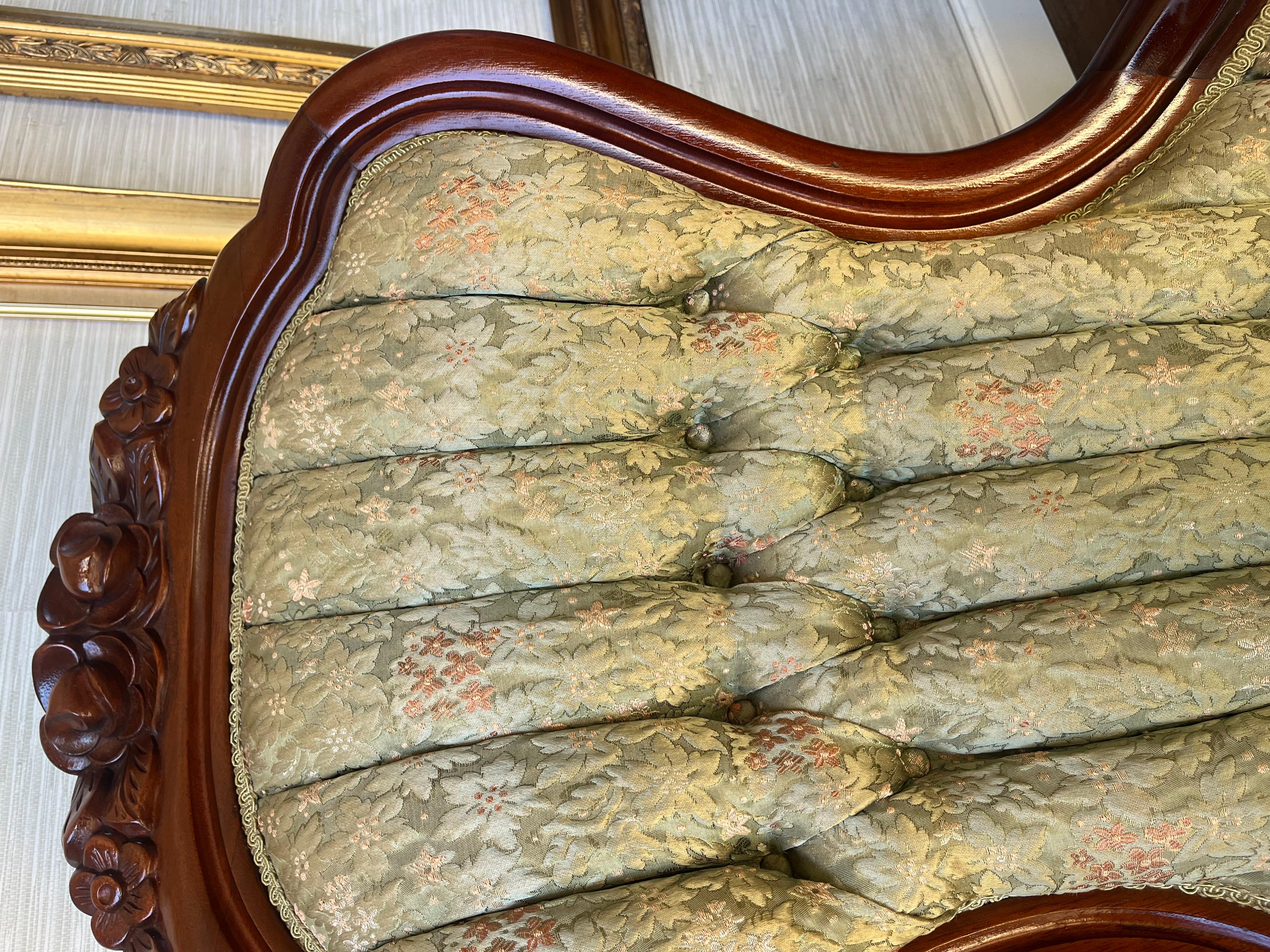 Vintage 1950s Kimball Tufted Victorian Ladies' Parlor Chair 2