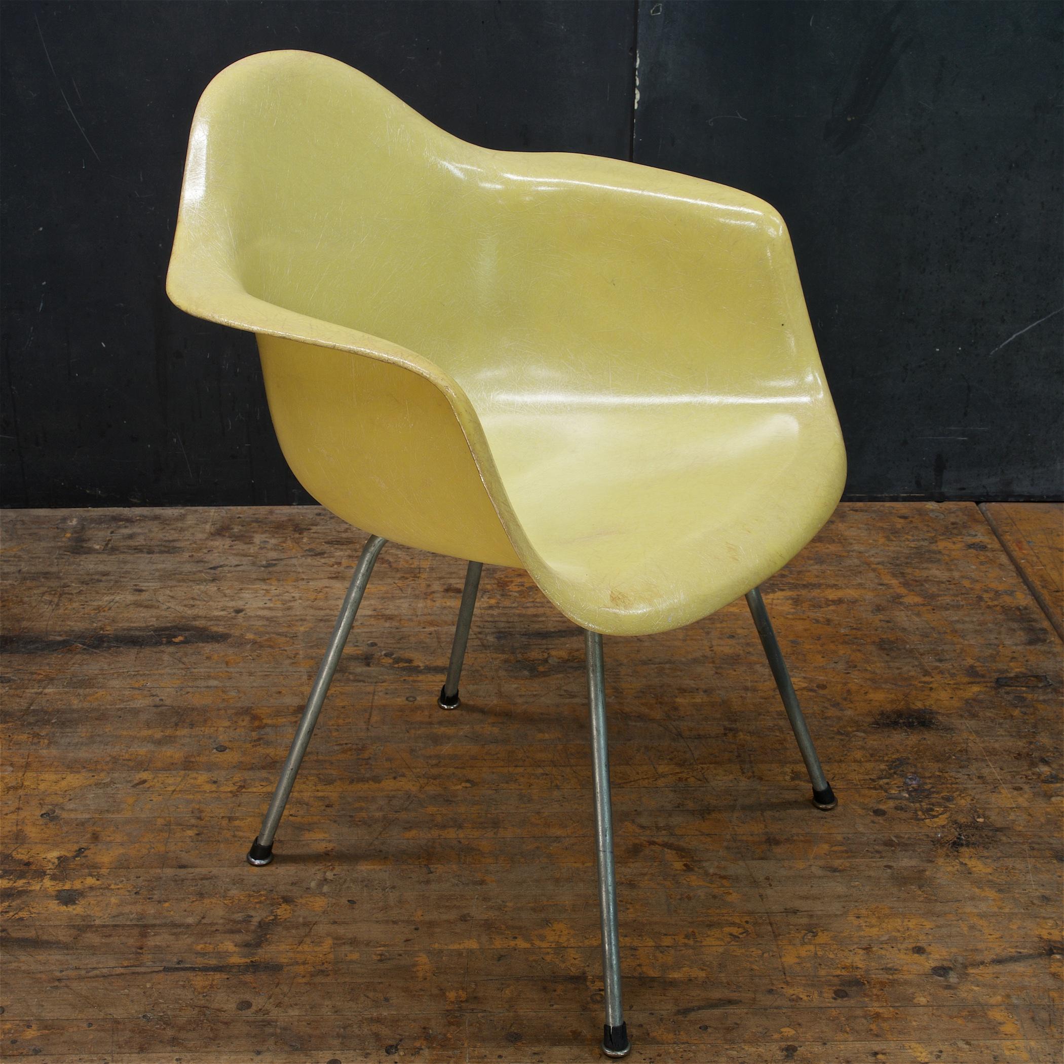 Zitronengelber DAX-Stuhl Charles+Ray Eames Zenith Herman Miller, 1950er Jahre (Moderne der Mitte des Jahrhunderts) im Angebot