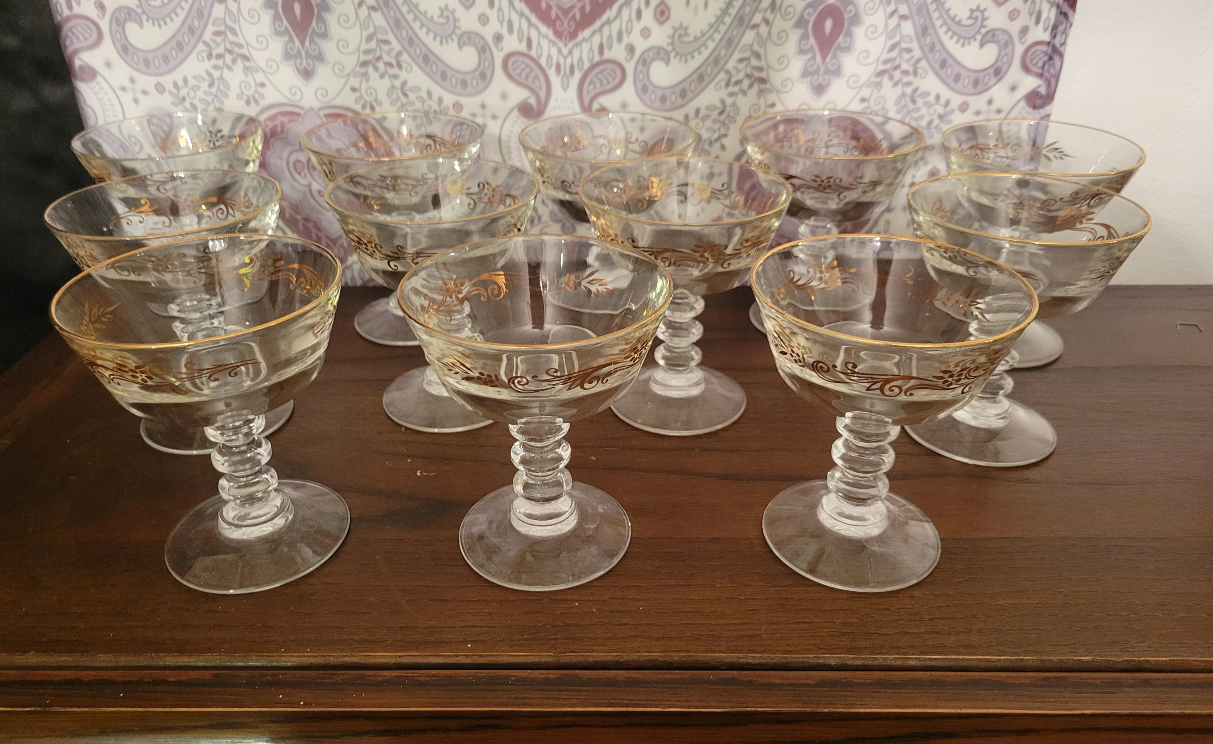 Vintage Lifetime 'Gold Crown' Champaign / Sherbet Coupe Glassware - Set of 12 For Sale 3