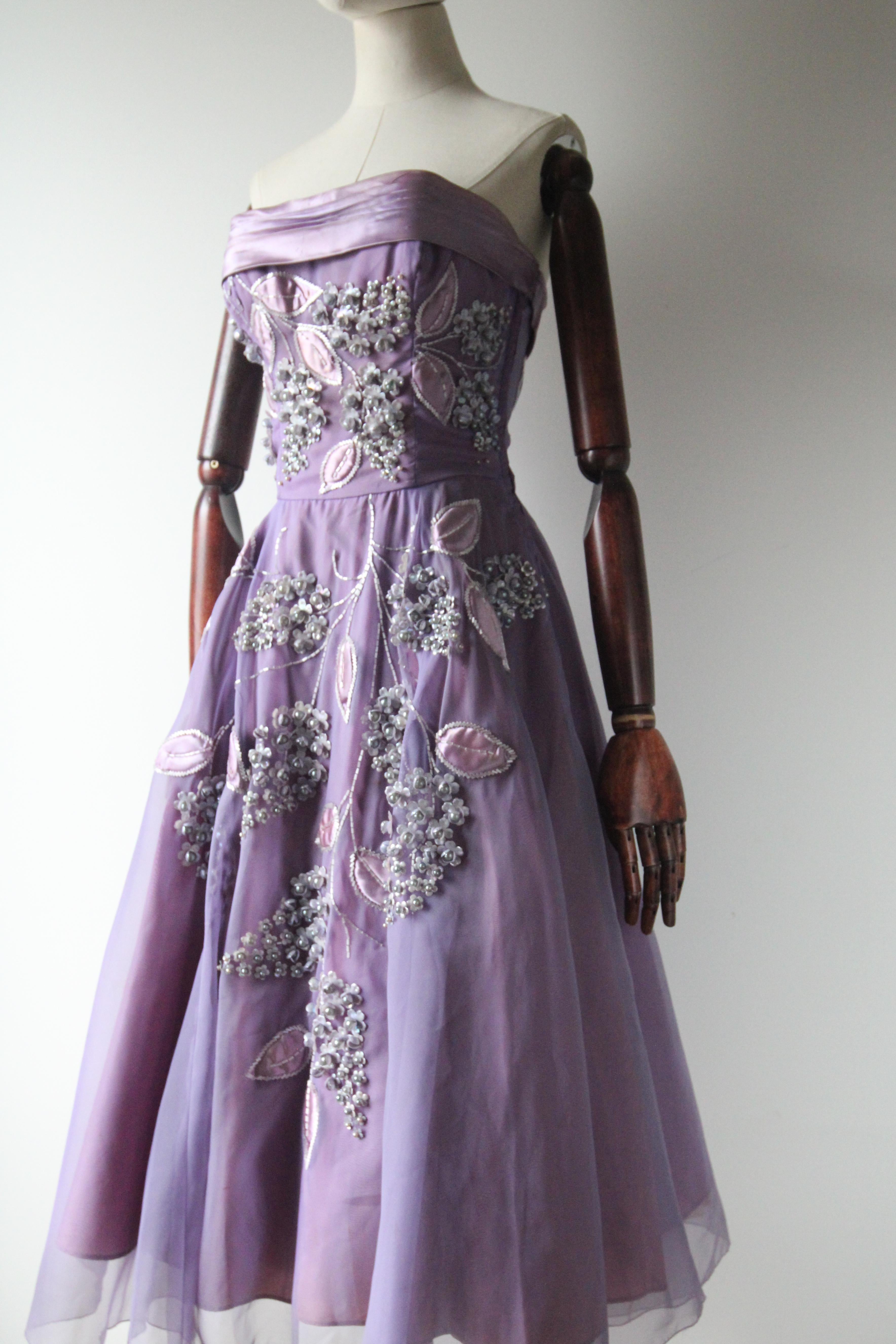 Vintage 1950's Lilac Beaded Floral Kleid und passende Jacke fünfziger Jahre UK 8 US 4 im Angebot 5