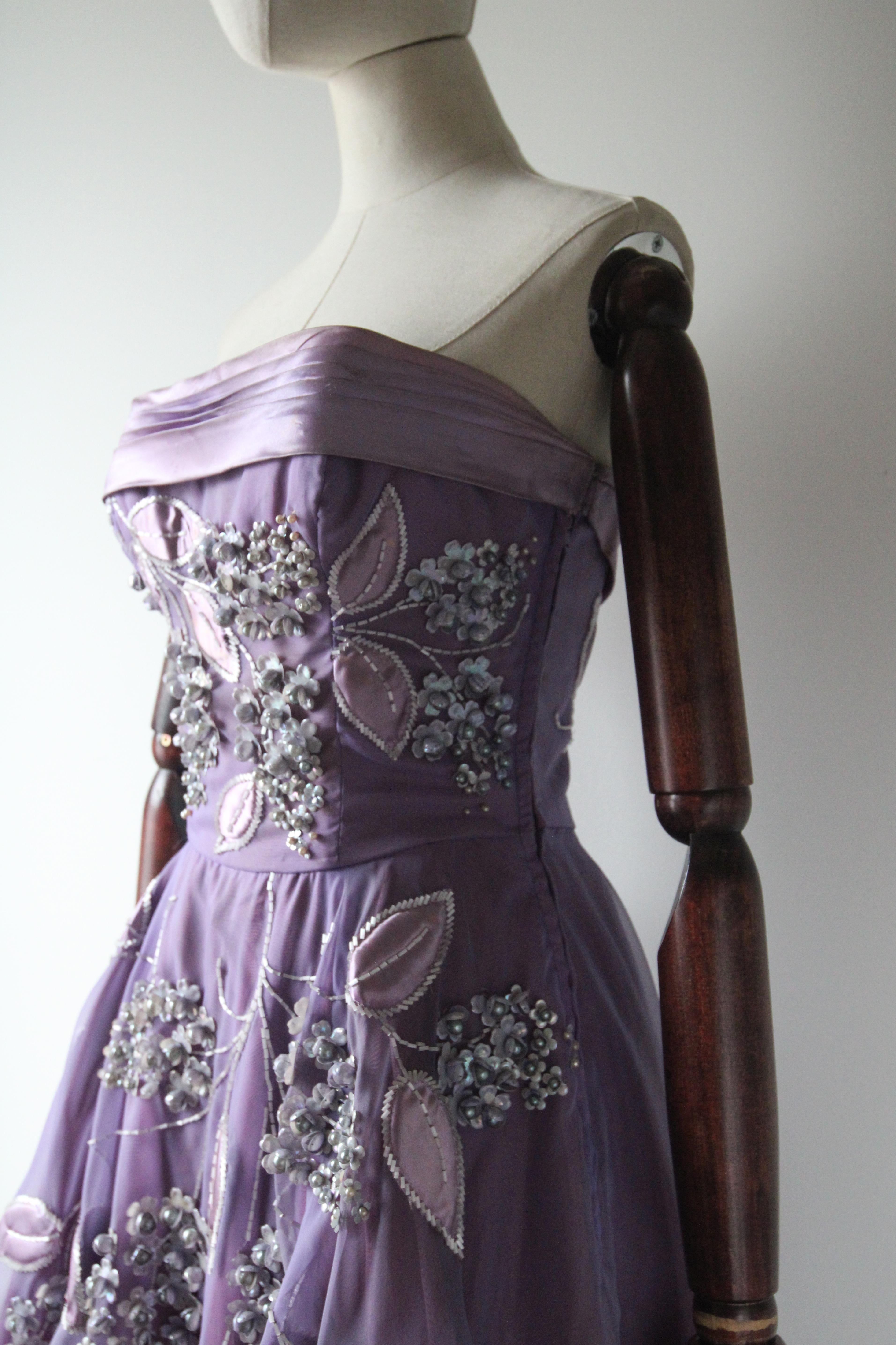 Vintage 1950's Lilac Beaded Floral Kleid und passende Jacke fünfziger Jahre UK 8 US 4 im Angebot 6