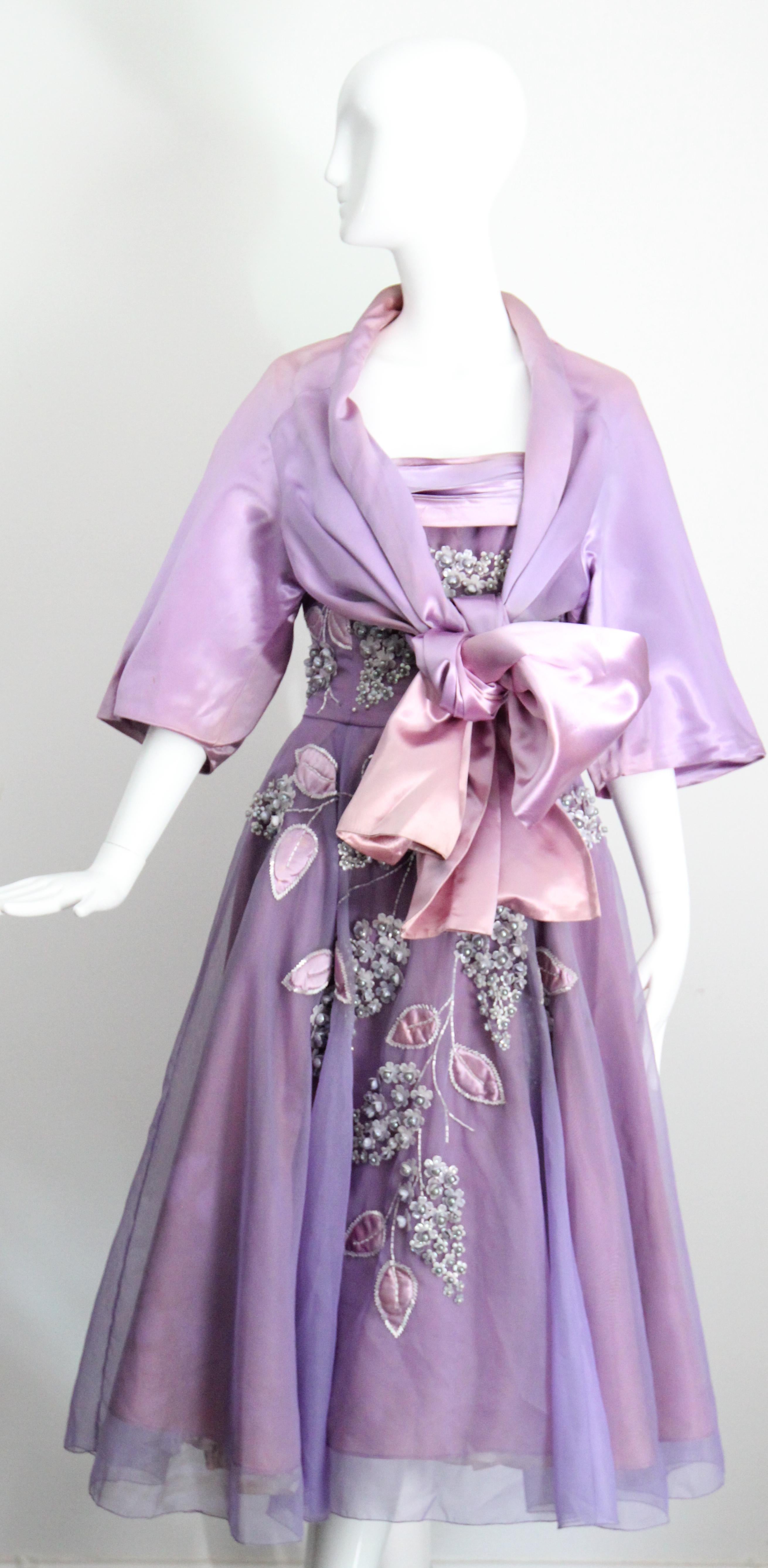 Abito floreale lilla con perline e giacca abbinata anni '50 UK 8 US 4 in vendita 7
