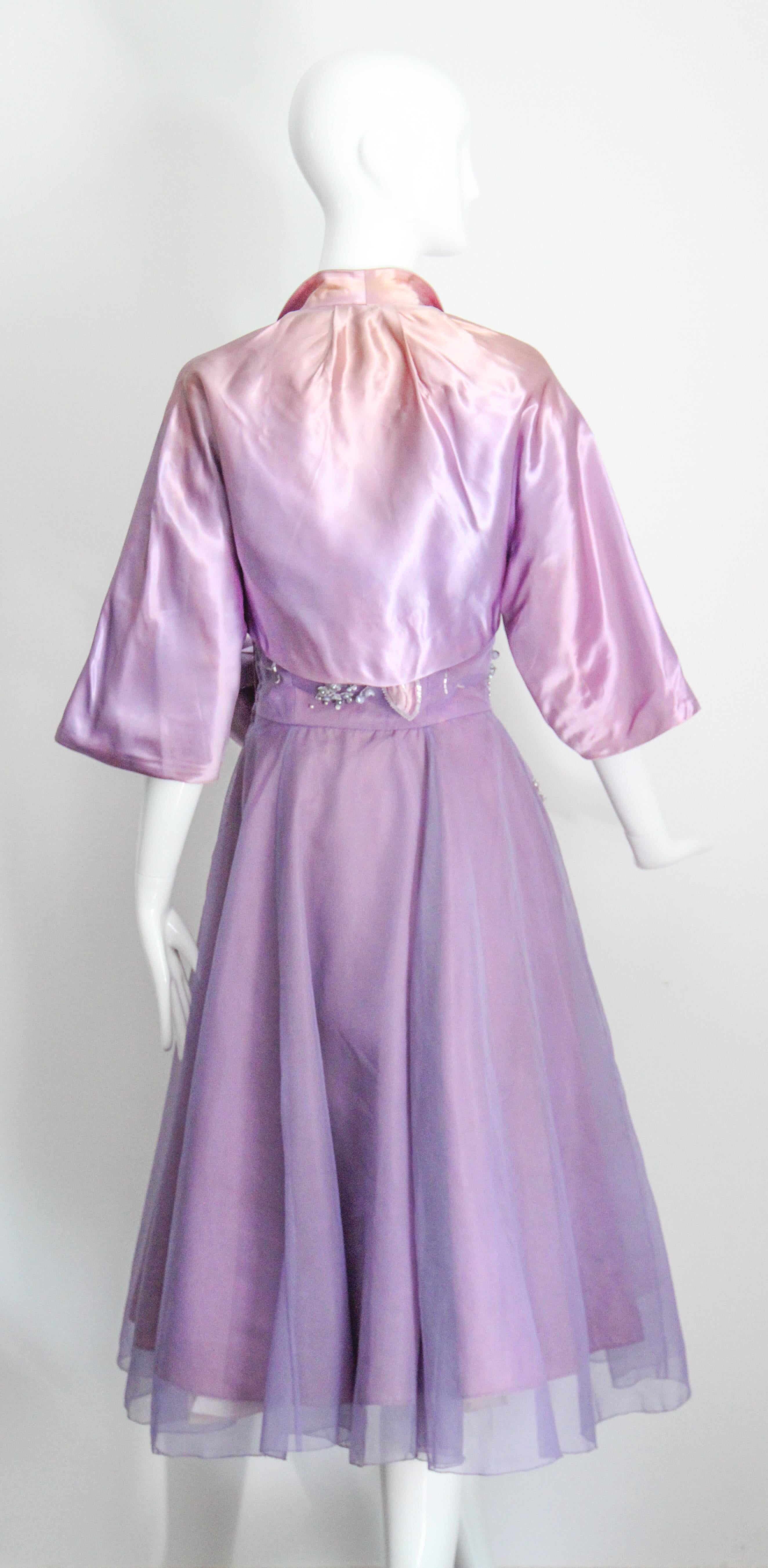 Abito floreale lilla con perline e giacca abbinata anni '50 UK 8 US 4 in vendita 9