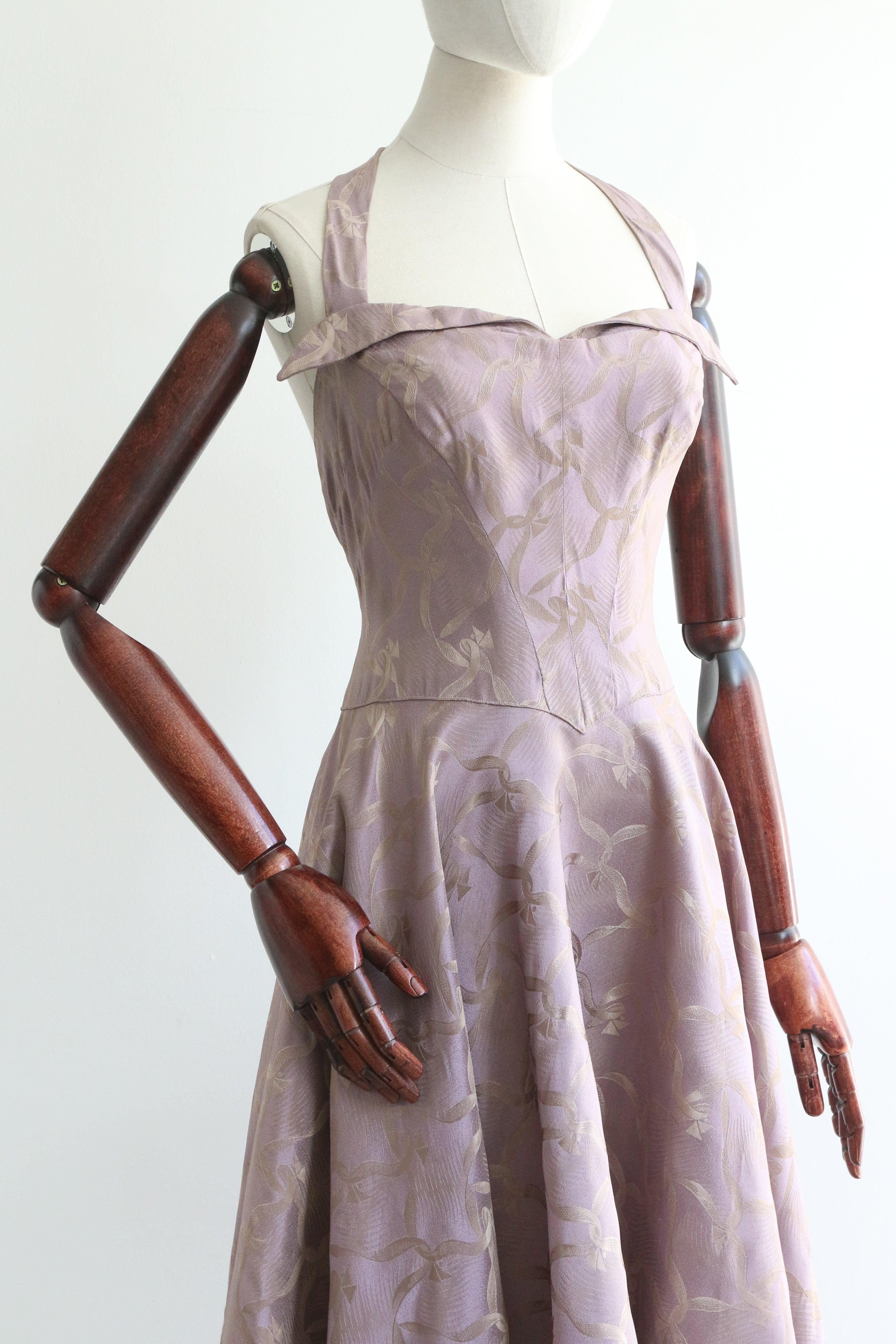 Femenino o masculino Vestido de seda lila vintage de los años 50 con cuello halter y vuelo UK 10