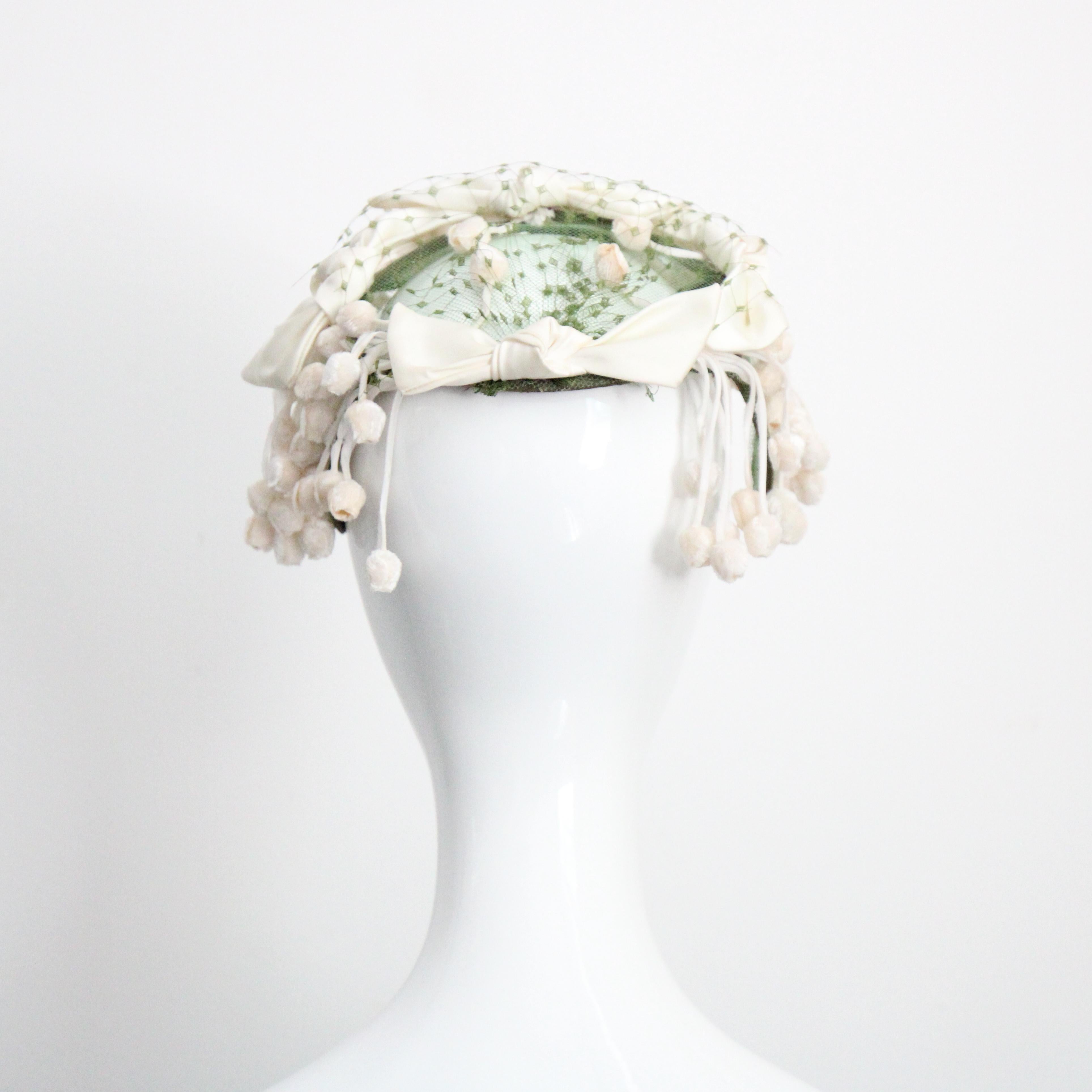 Vintage 1950's Lily of the Valley silk velvet millinery flower hat 1950s hat In Good Condition In Cheltenham, GB