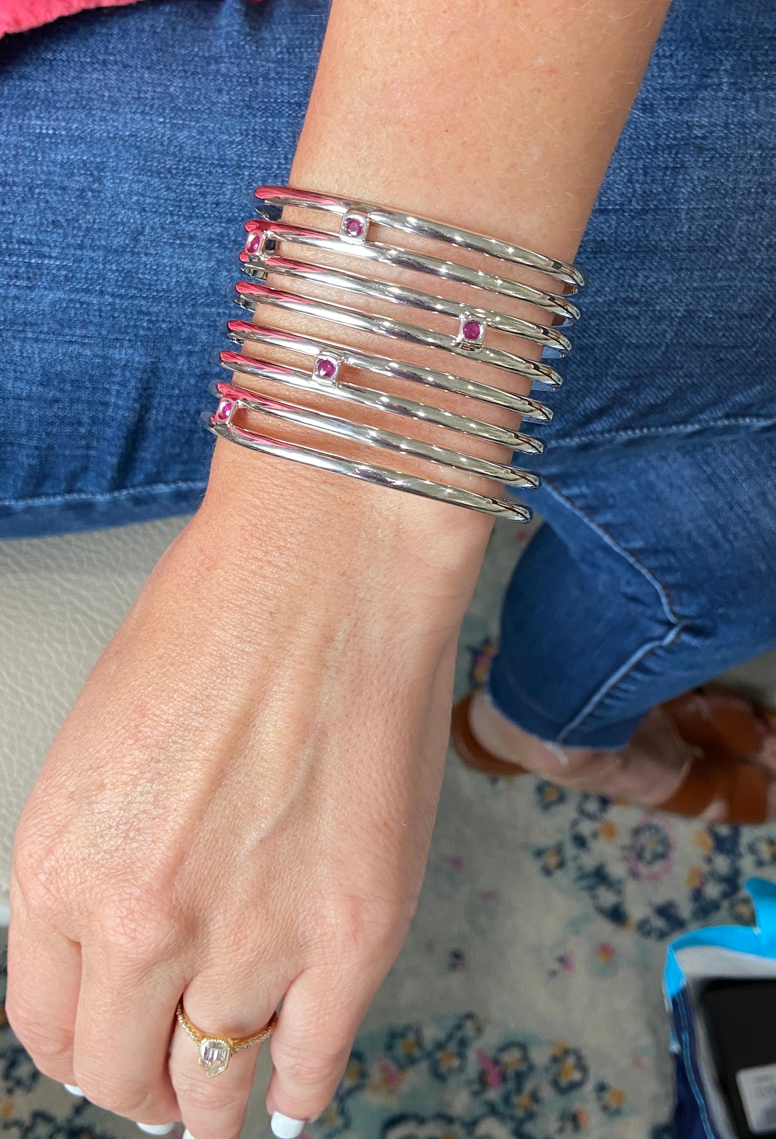 Vintage 1950s M598 Elle Ruby and Sterling Silver Cuff Bracelet For Sale 3