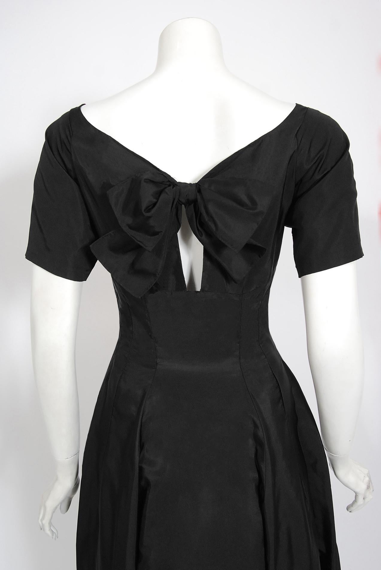 Vintage 1950's Madame Grès Haute Couture Sculpted Silk Back-Bow Dress & Jacket  For Sale 1