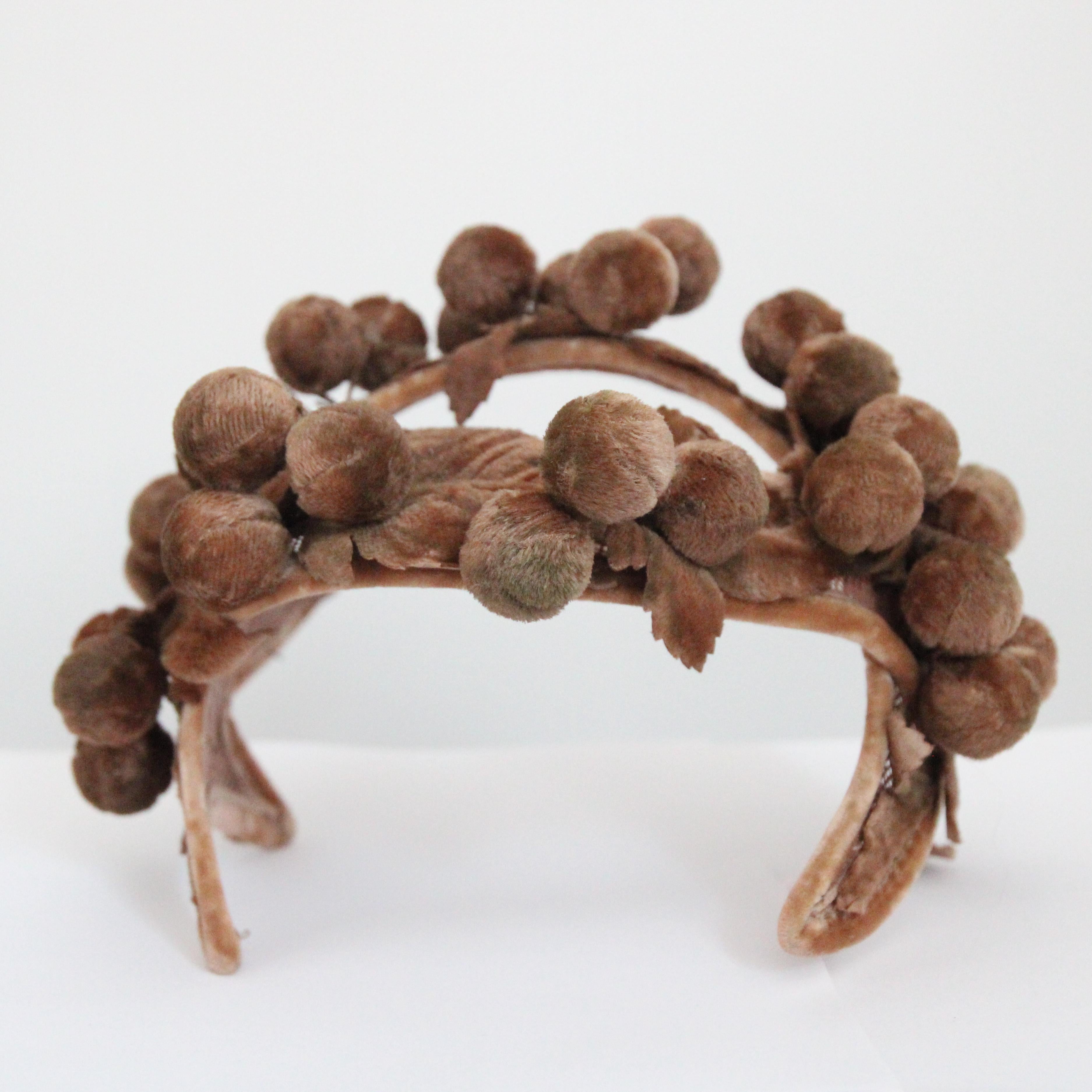 Vintage 1950's Maple Leaf Velvet Bandeau Hut 1950's Velvet Bandeau Hairband Hat im Angebot 5
