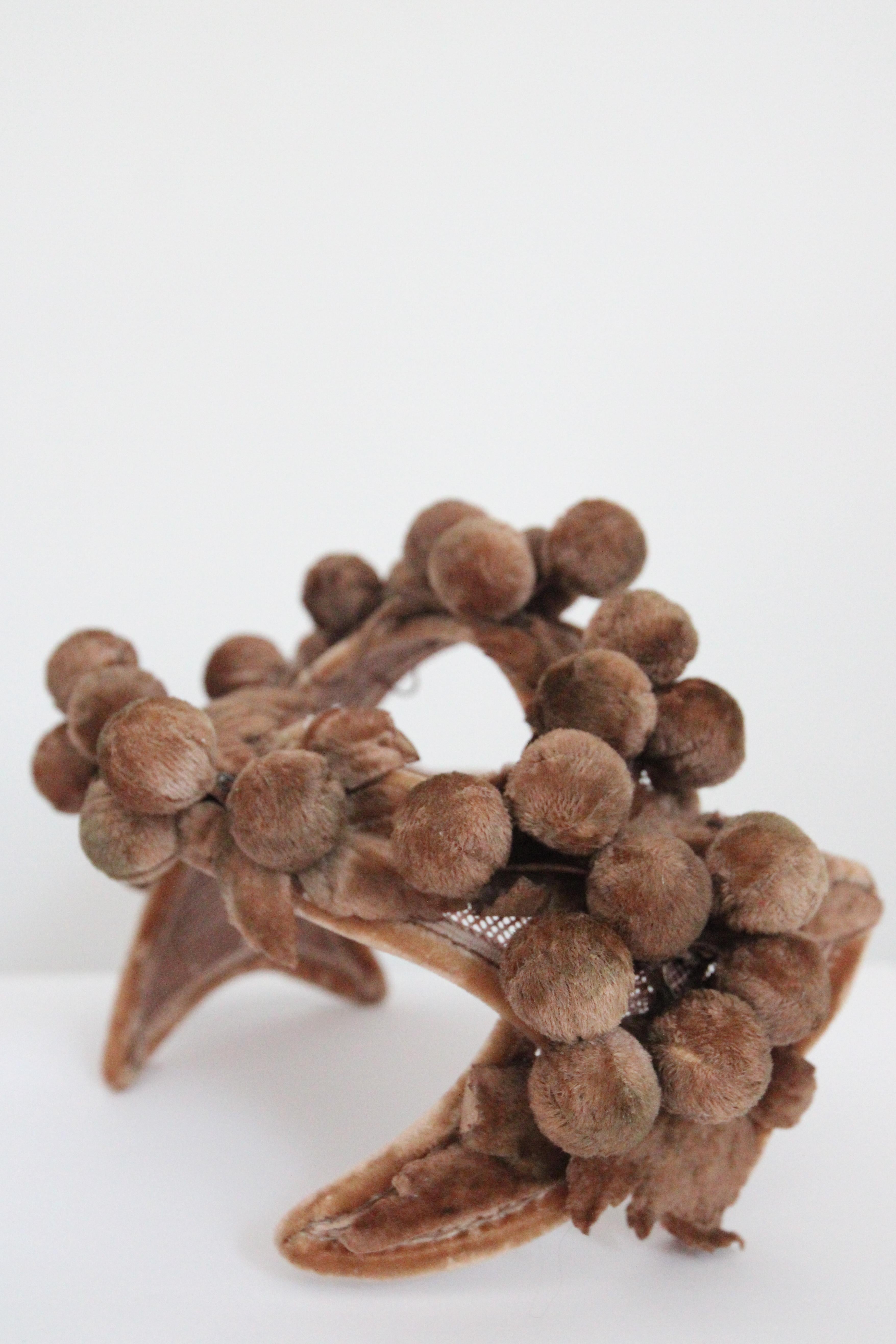 Vintage 1950's Maple Leaf Velvet Bandeau Hut 1950's Velvet Bandeau Hairband Hat im Angebot 4