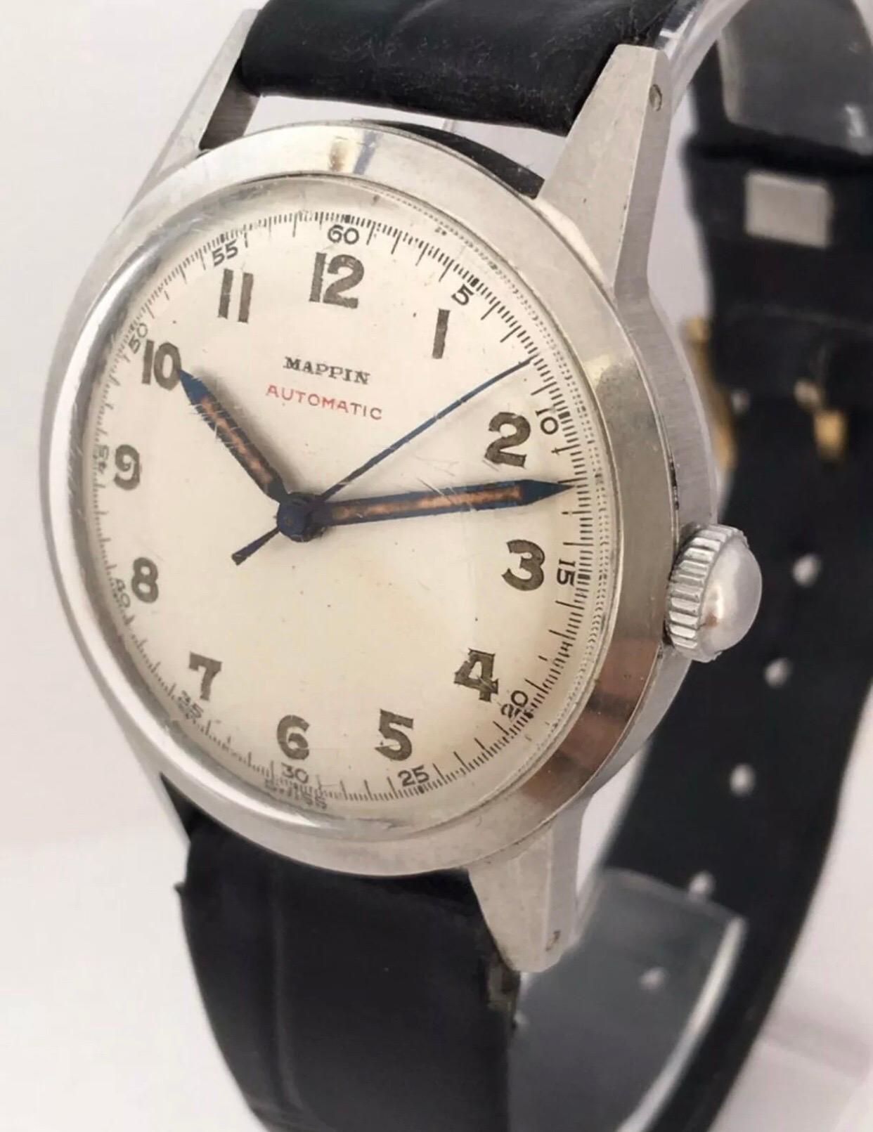 This beautiful and excellent quality pre-owned vintage watch is in good working condition and it is running well. It is made for the English market.

Visible signs of ageing and wear with small and light surface marks on the watch case as shown. The
