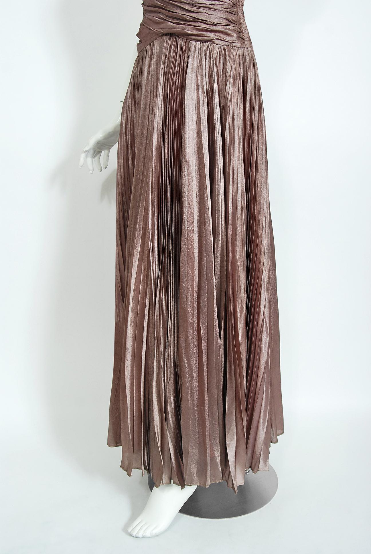 Vintage 1950's Marjon Couture Mauve Purple Silk Reverse-Halter Pleated Gown  In Good Condition For Sale In Beverly Hills, CA
