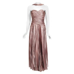 Vintage años 50 Marjon Couture Vestido plisado de seda malva púrpura reverso-halter