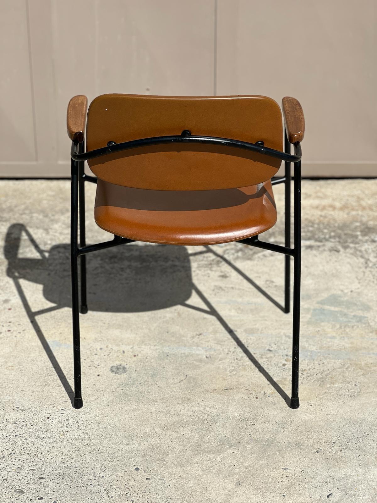 Vintage 1950s metal, oak and brown leatherette armchair in Pierre Paulin style  For Sale 5