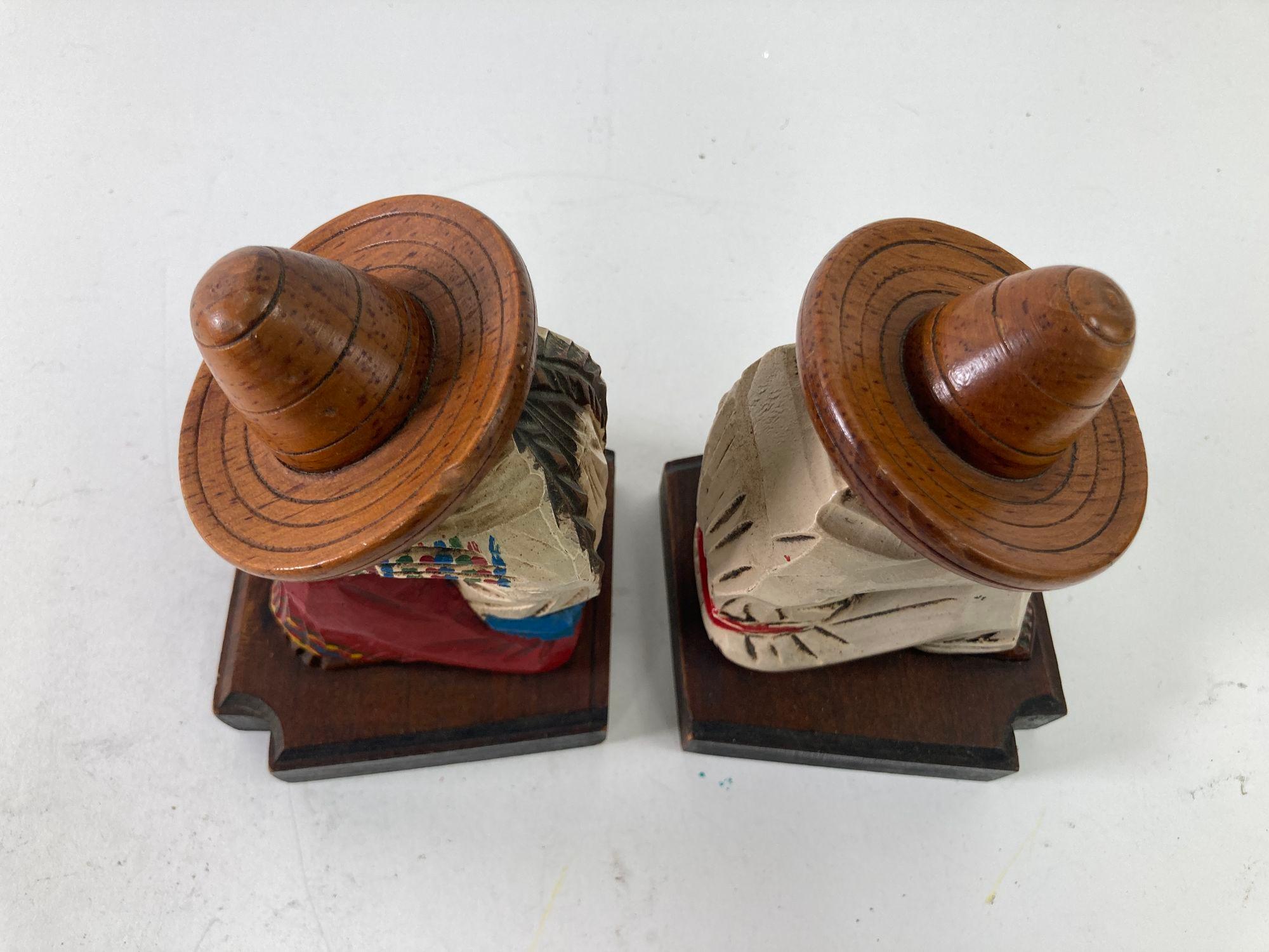 20th Century Vintage 1950s Mexican Carved Wood Sculpture Polychrome Bookends Siesta Folk Art