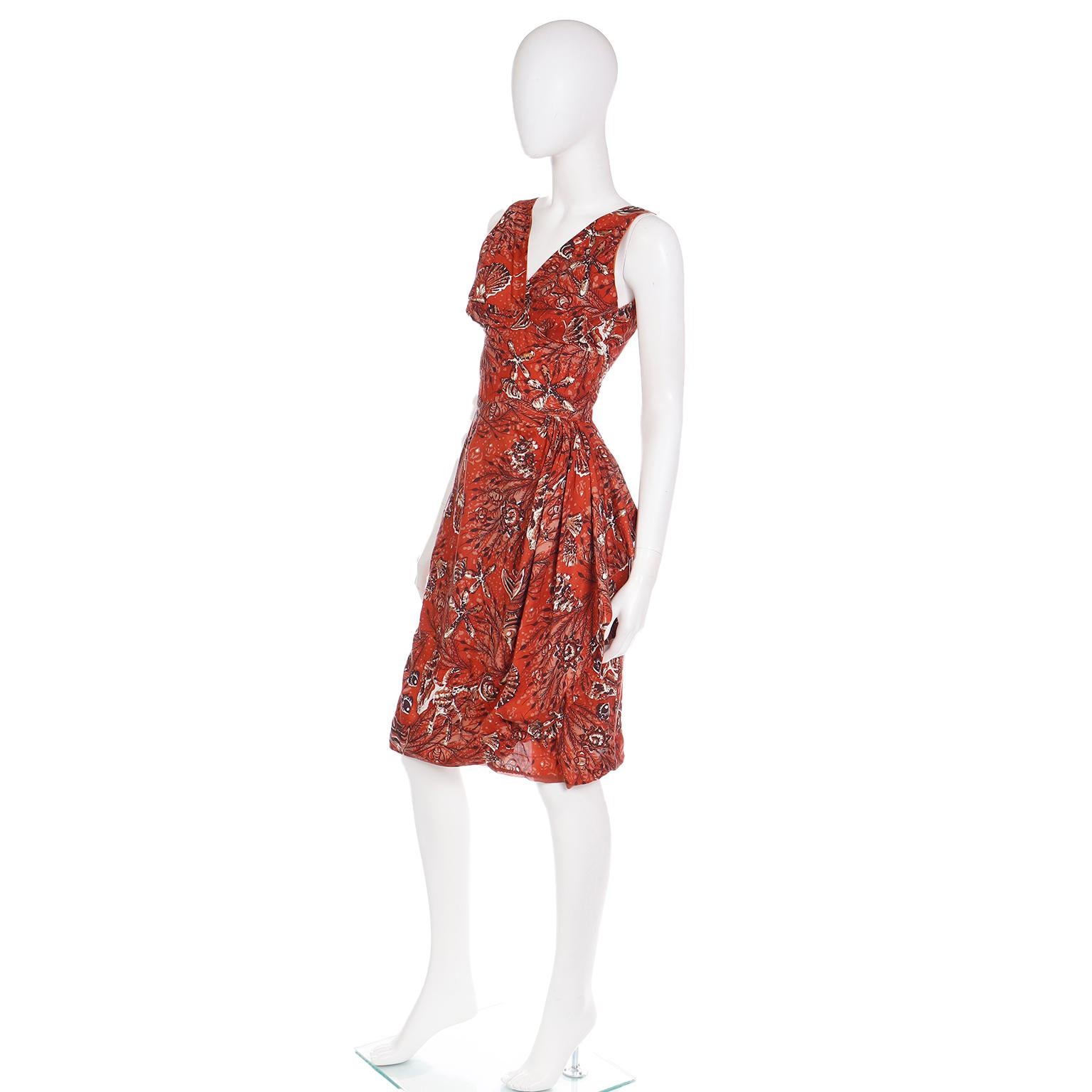 Vintage 1950s Mid Century Rust Copper Tropical Print Sarong Style Cotton Dress In Good Condition For Sale In Portland, OR