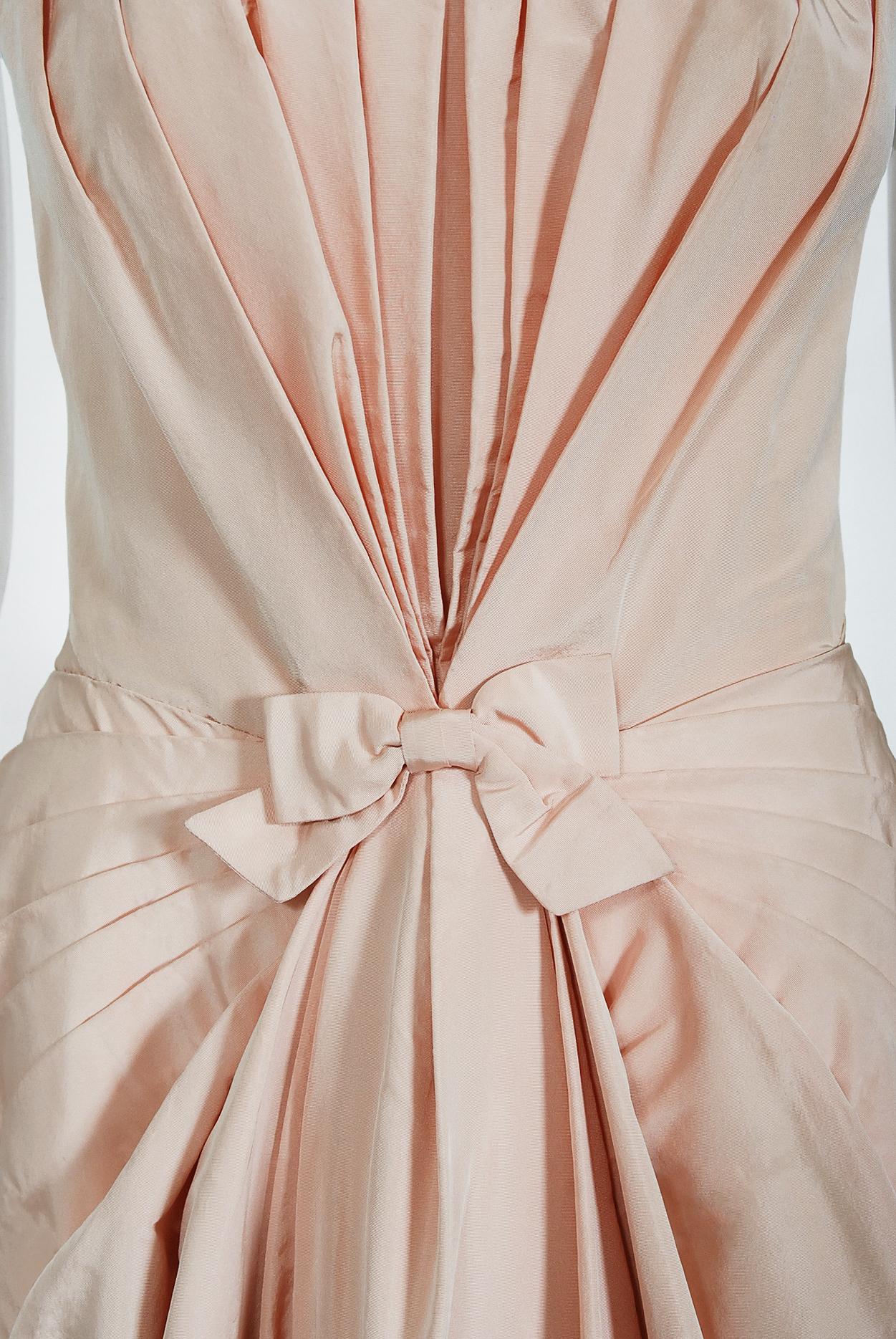 Vintage 1950's Mingolini Guggenheim Couture Pink Pleated Silk Strapless Gown In Good Condition In Beverly Hills, CA