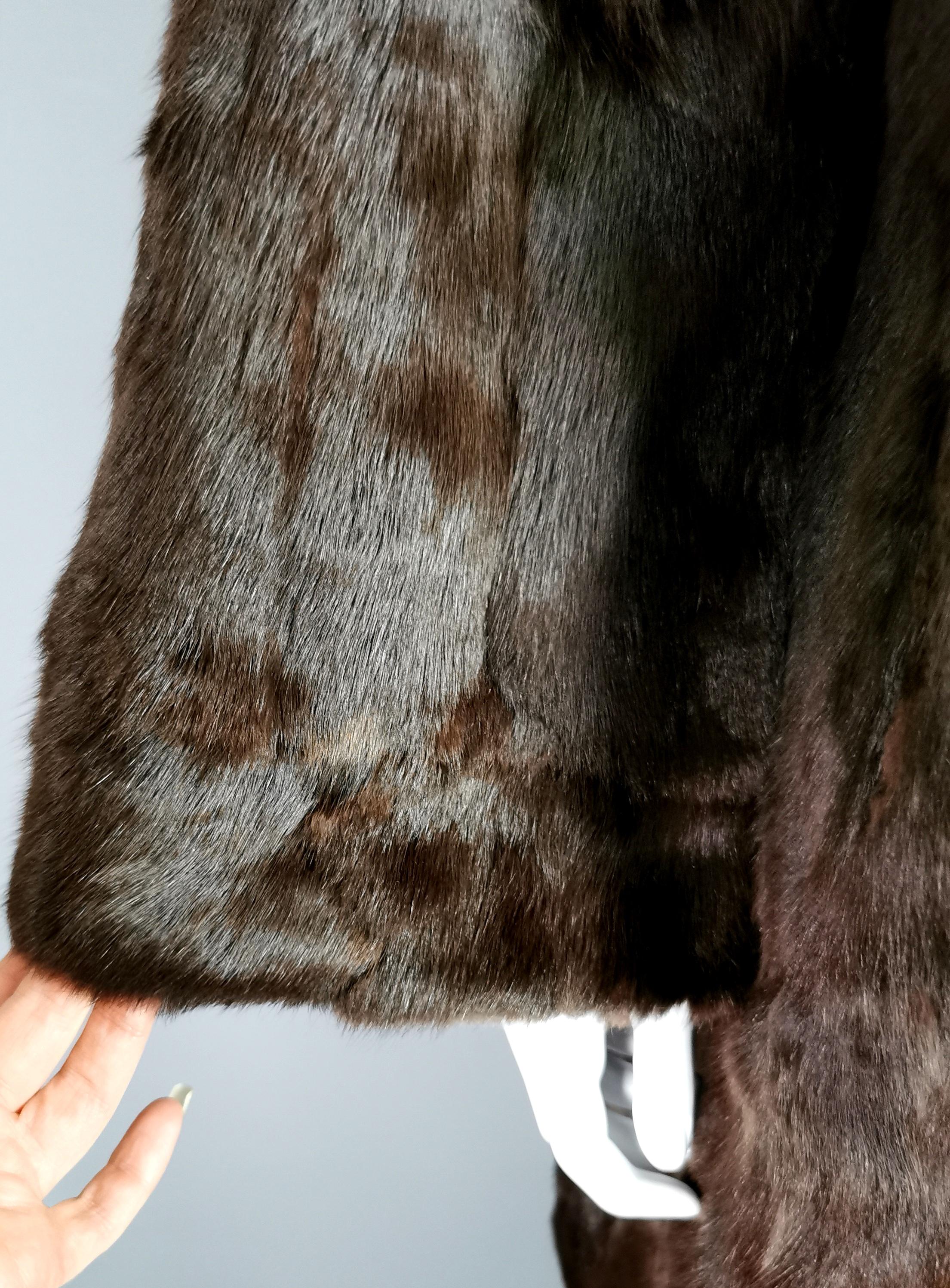 Vintage 1950s mink fur swing coat, fine quality  For Sale 4