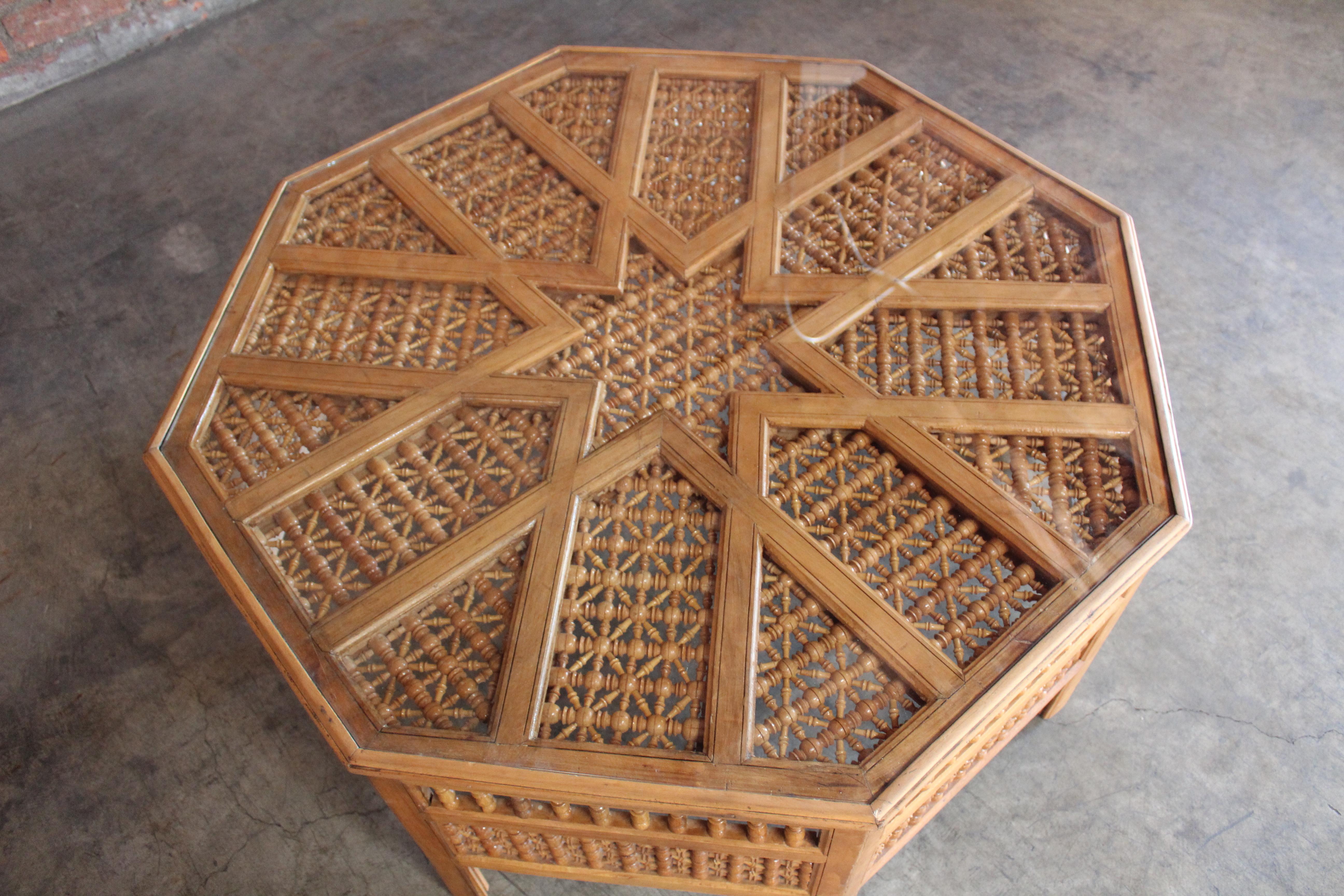 Vintage 1950s Moorish Style Coffee Table In Good Condition In Los Angeles, CA
