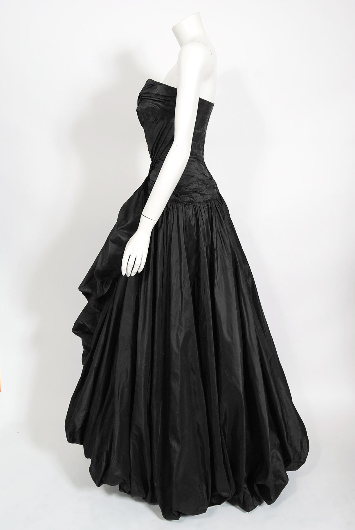 Vintage 1950s Nanty Couture Black Pleated Silk Taffeta Strapless Voluminous Gown 7