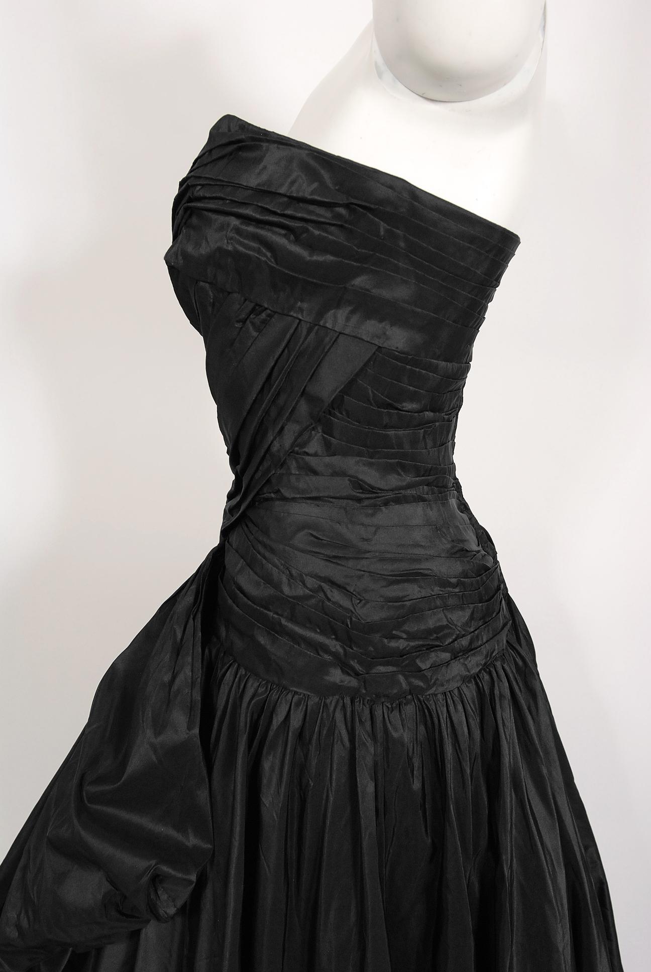 Vintage 1950s Nanty Couture Black Pleated Silk Taffeta Strapless Voluminous Gown 5