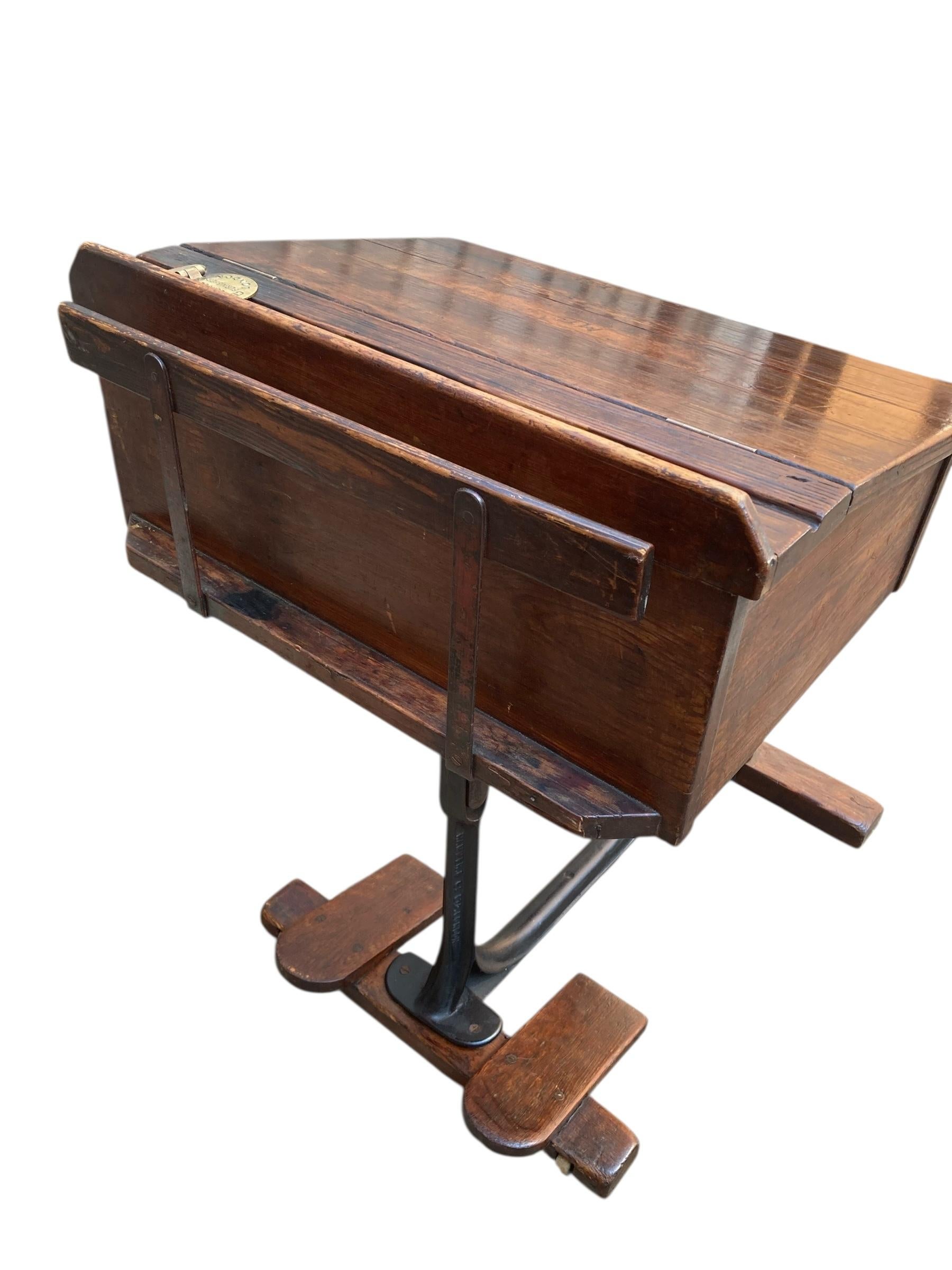 Scrivania e sedia combinata in Oak del 1950 