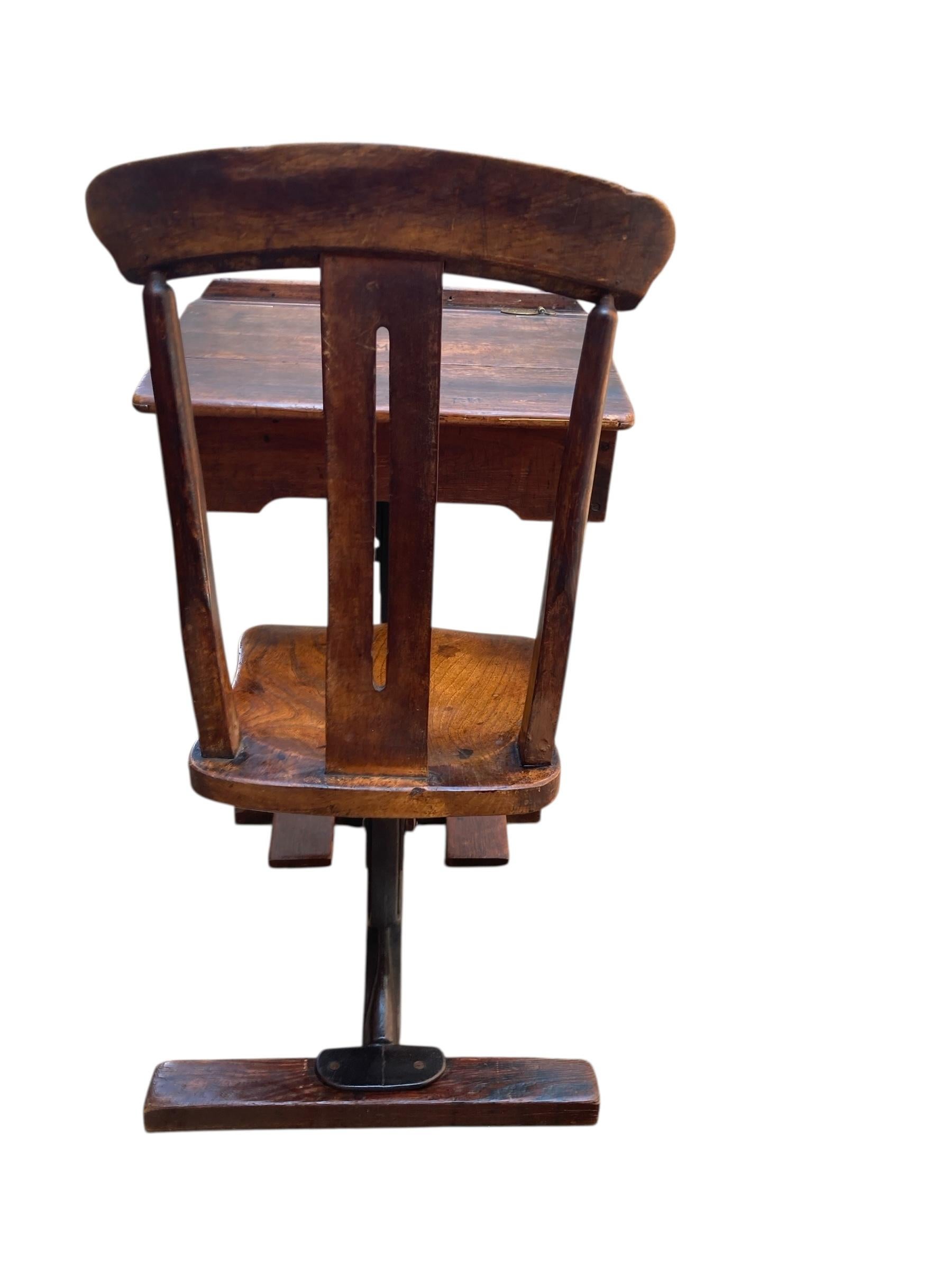 Scrivania e sedia combinata in Oak del 1950 